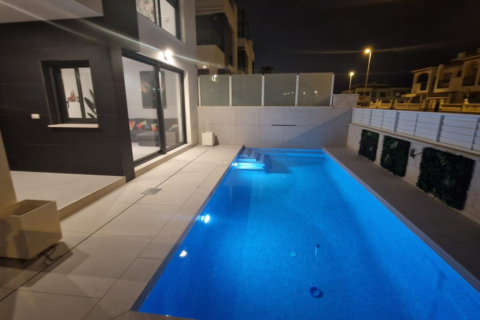 Reventa - Villa - Punta Prima