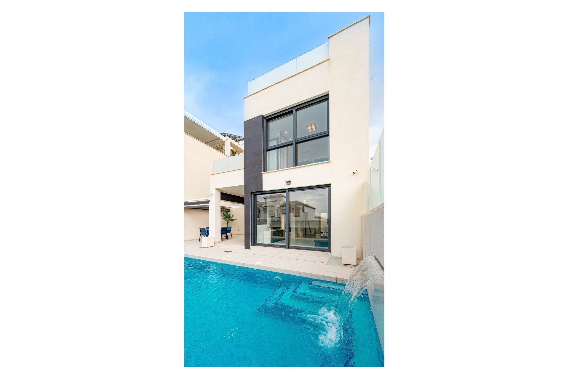 Reventa - Villa - Punta Prima