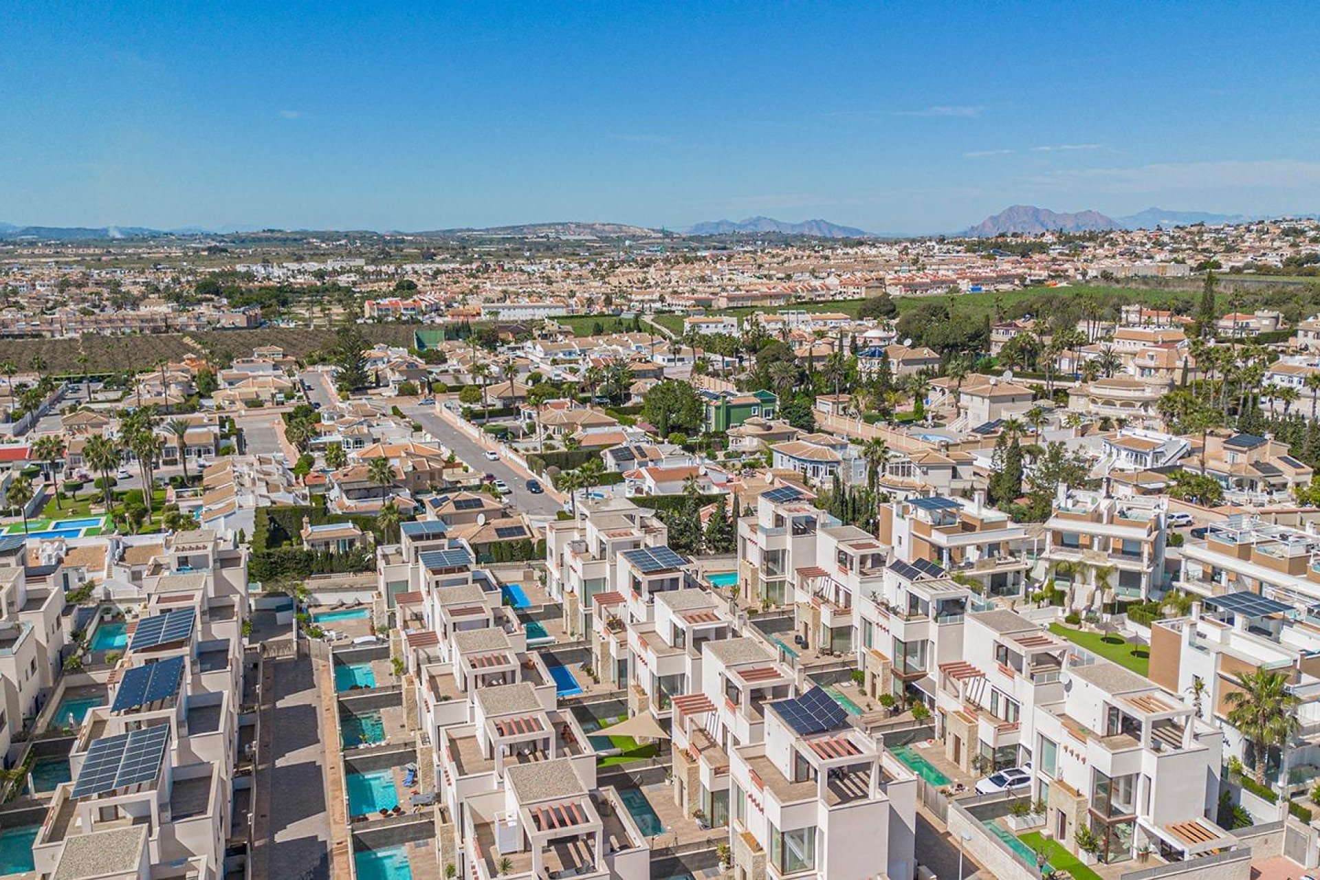Reventa - Villa - Rojales - Pueblo bravo