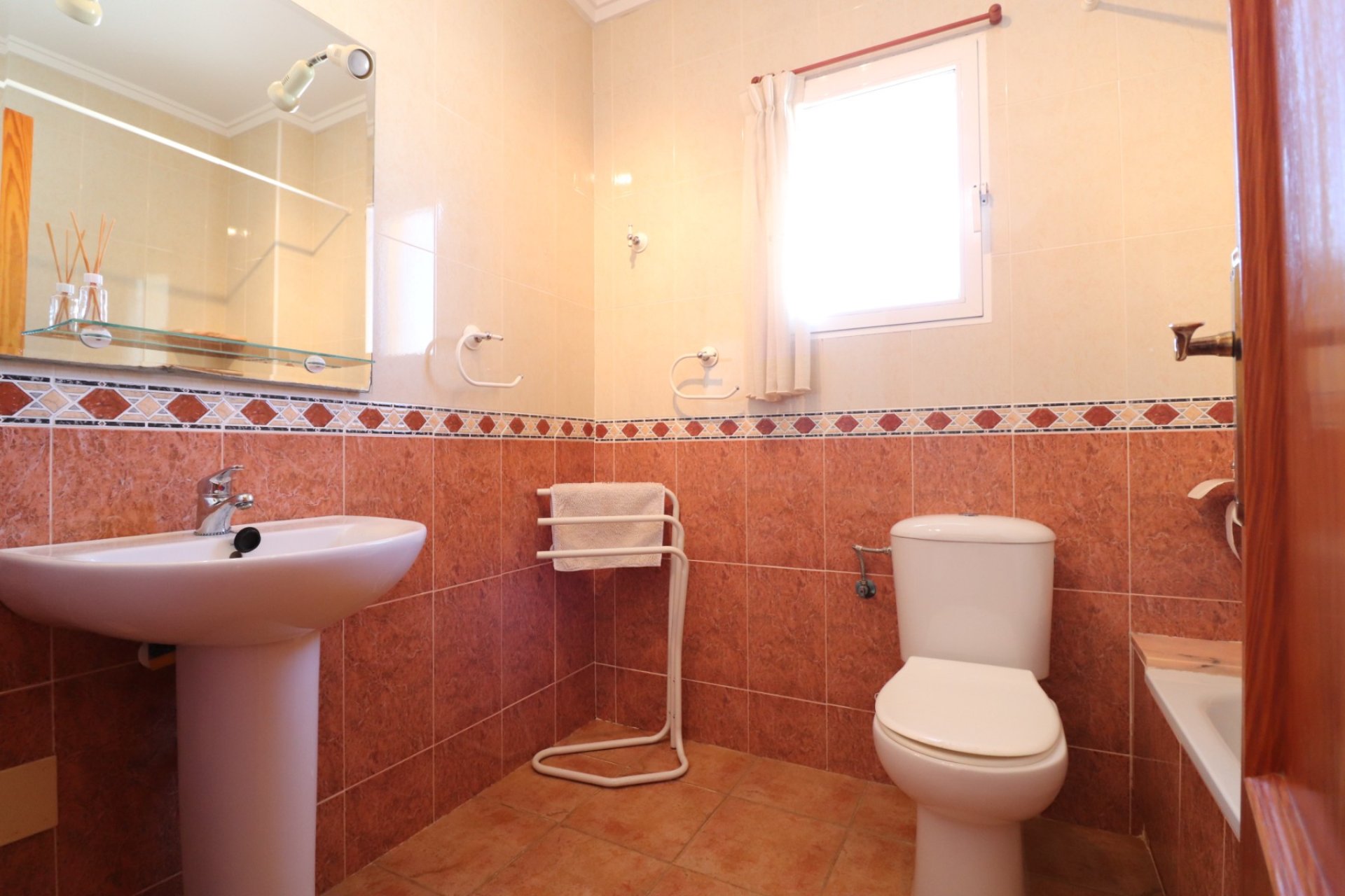 Reventa - Villa - San Miguel de Salinas - Lake View Mansions