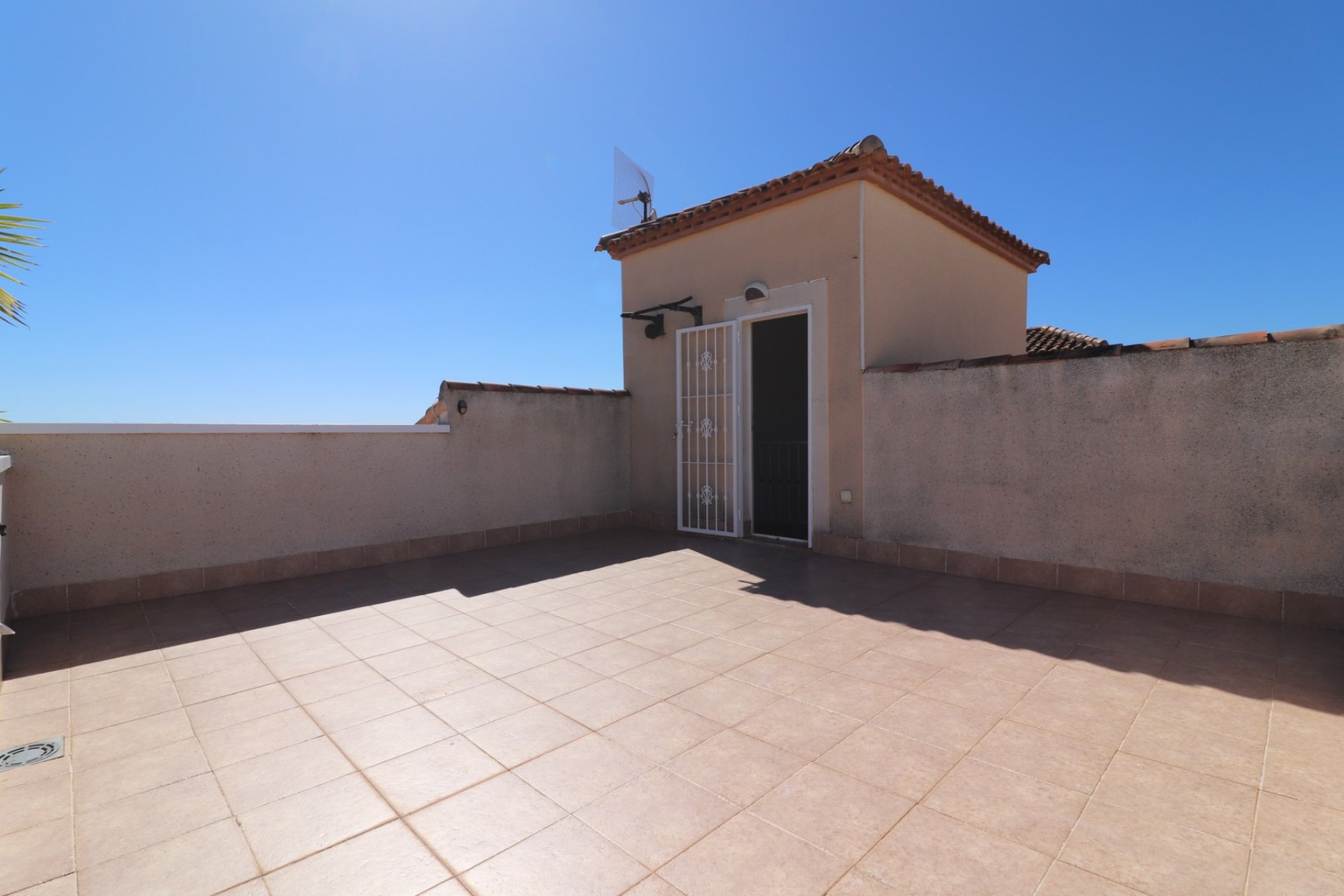 Reventa - Villa - San Miguel de Salinas - Lake View Mansions