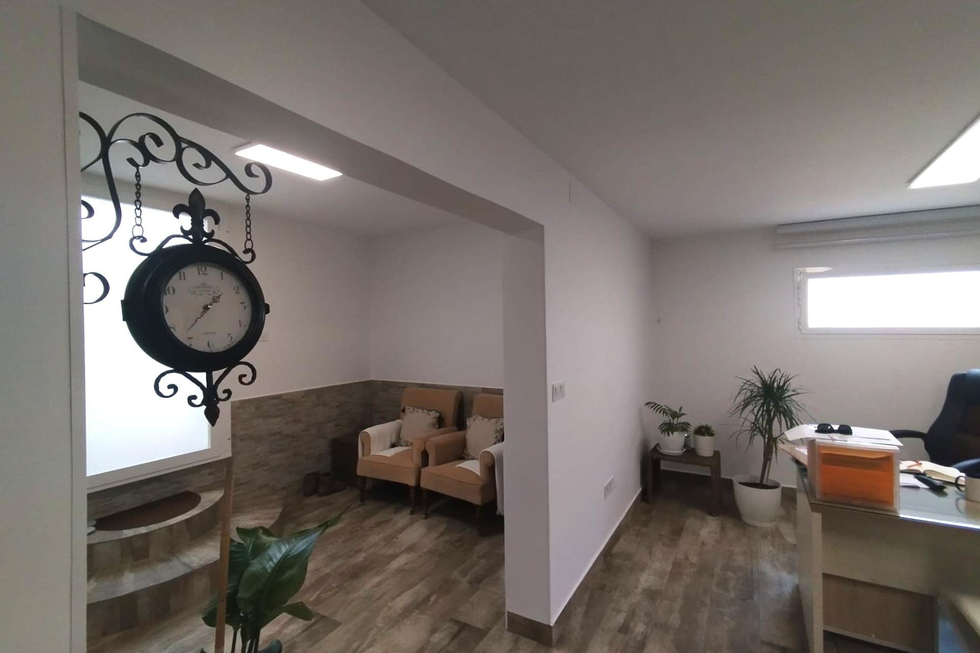 Reventa - Villa - San Miguel de Salinas - Las filipinas