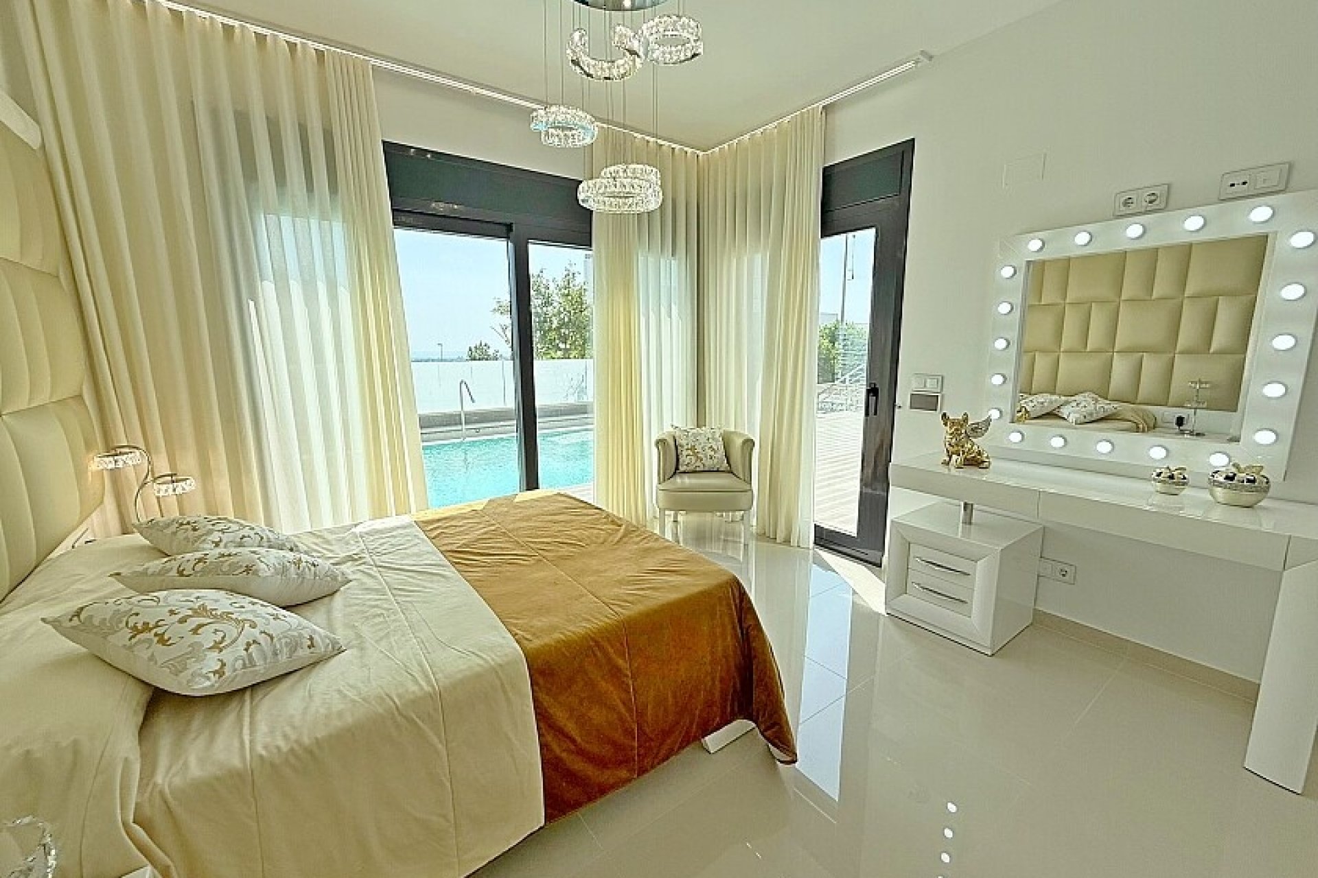 Reventa - Villa - San Miguel de Salinas - Mirador de San Miguel