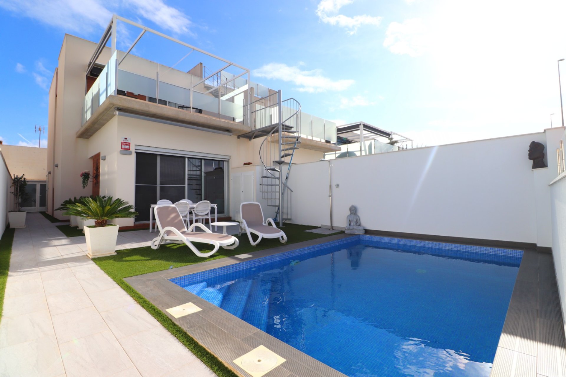 Reventa - Villa / Semi detached - Daya Vieja - Daya Vieja - Town