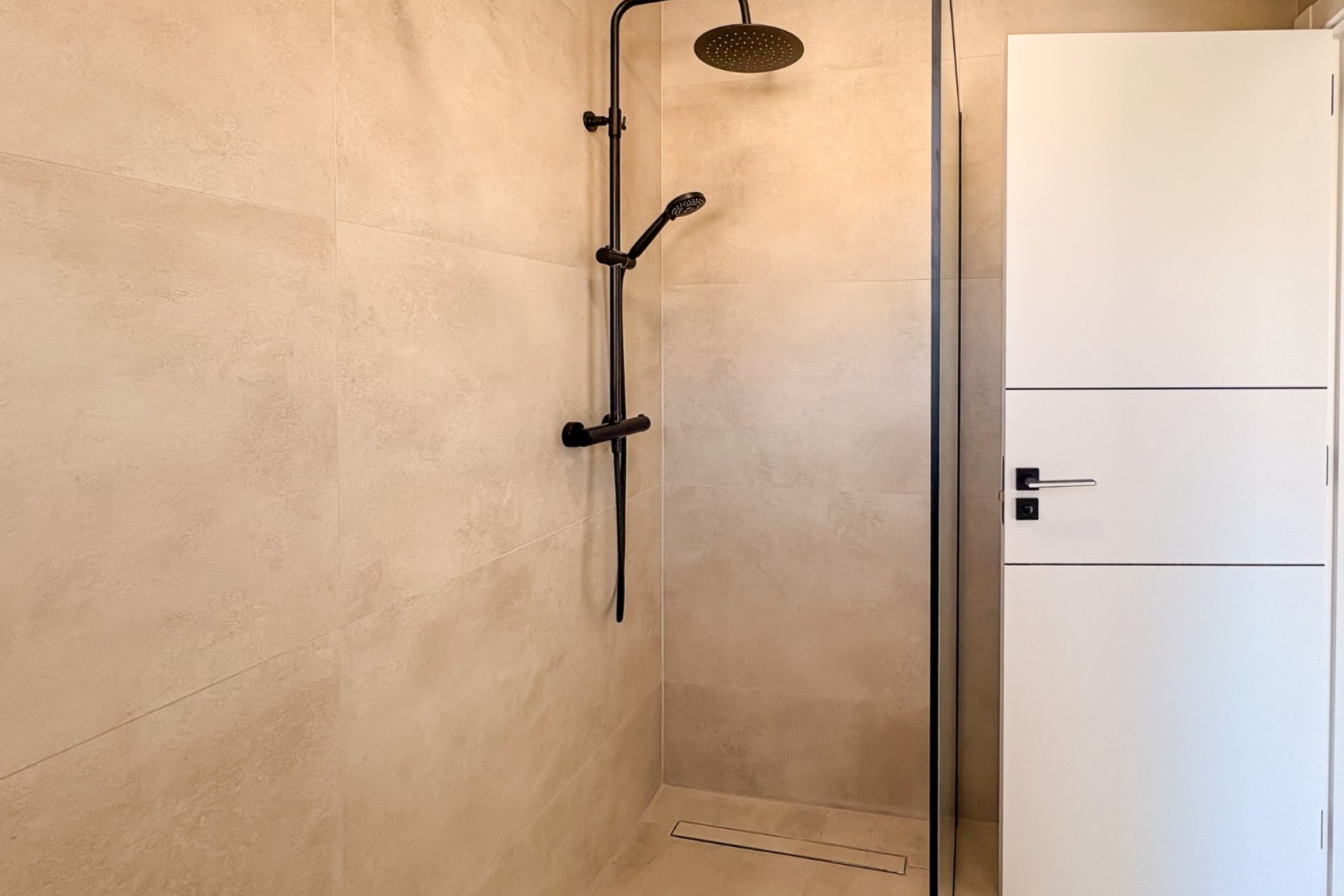 Reventa - Villa / Semi detached - El Campello - Pueblo Acantilado - Venta Lanuza