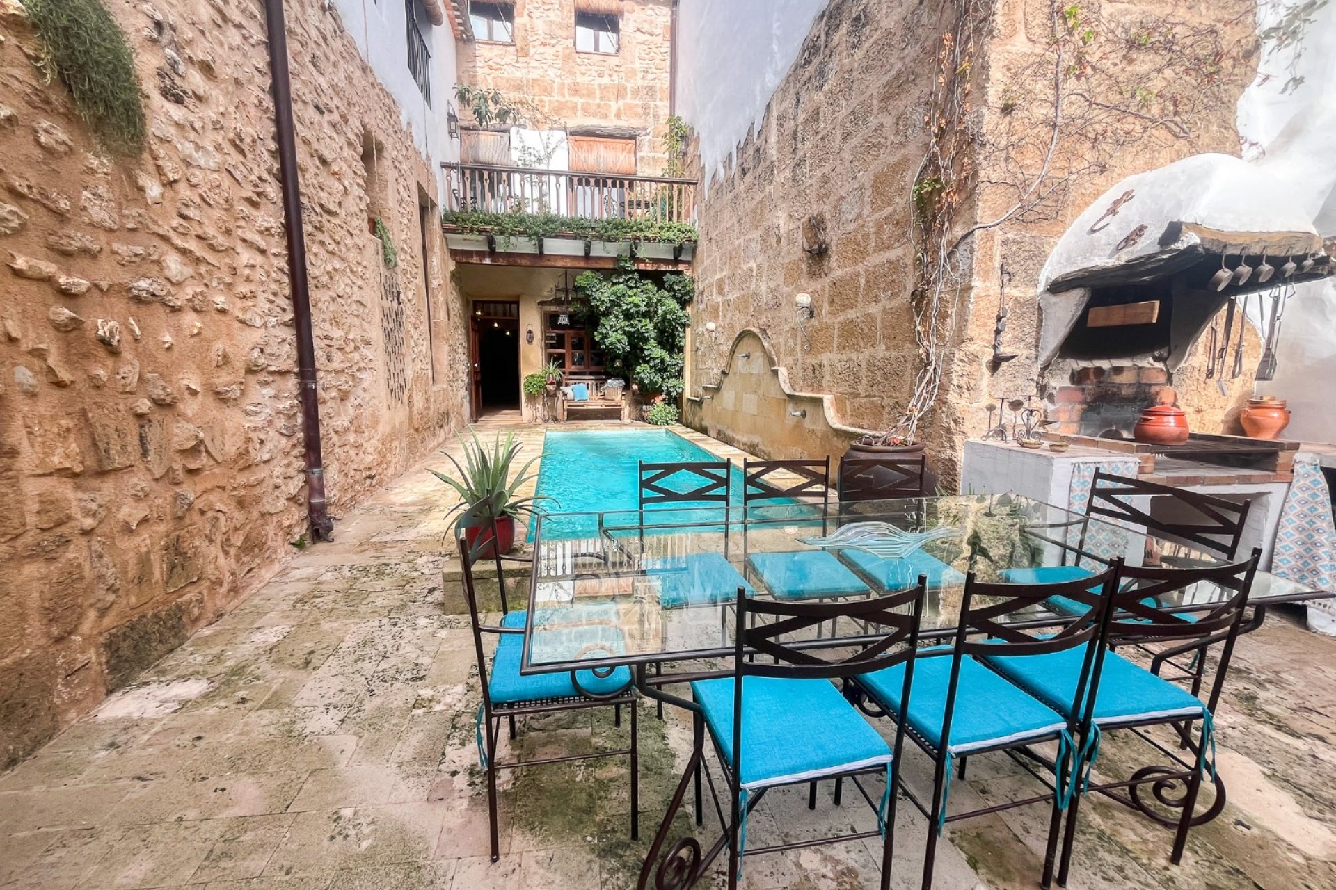 Reventa - Villa / Semi detached - Jávea