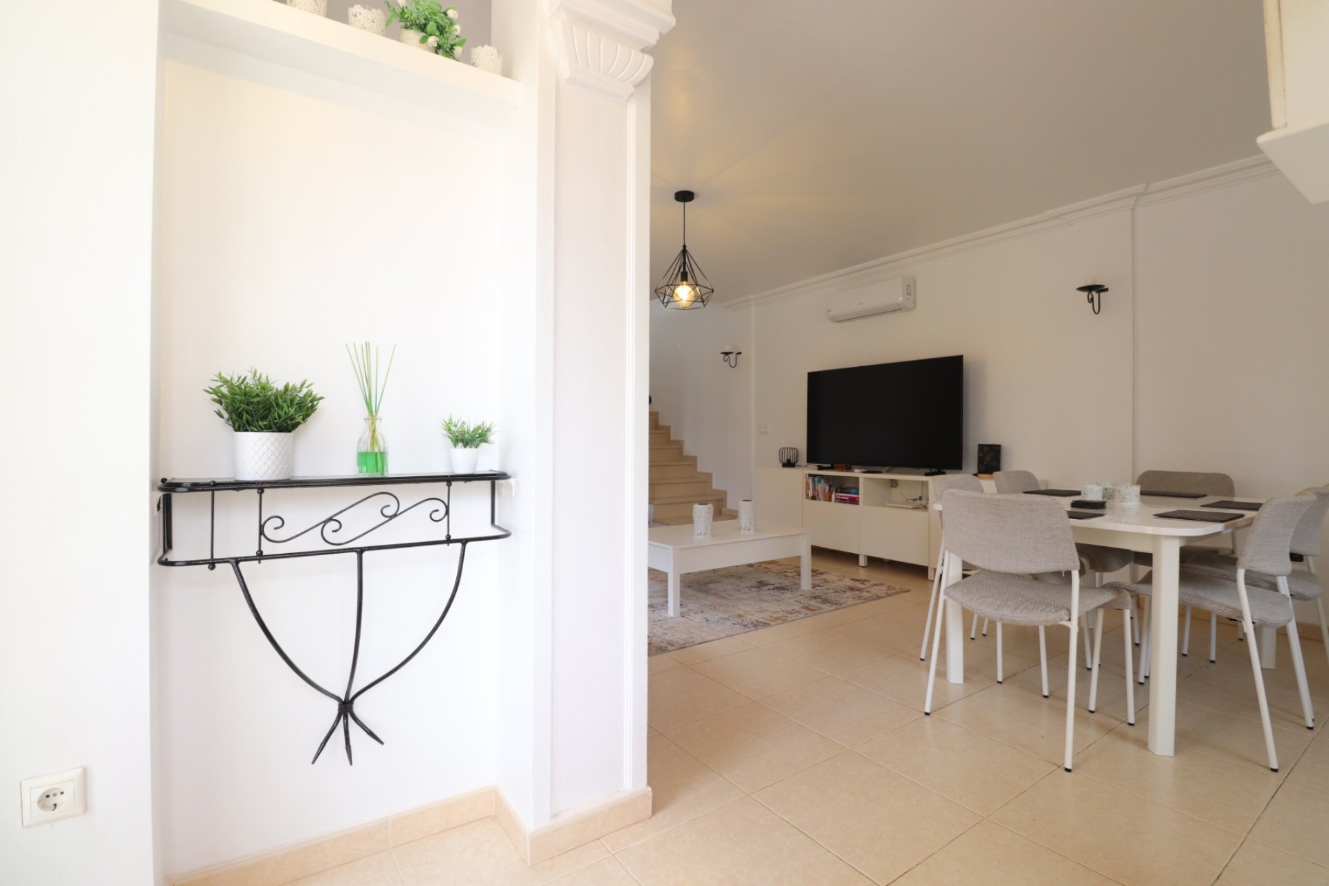 Reventa - Villa / Semi detached - Los Montesinos - La Herrada