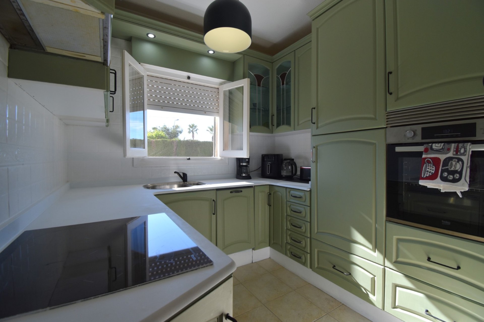 Reventa - Villa / Semi detached - Orihuela Costa - Los Balcones