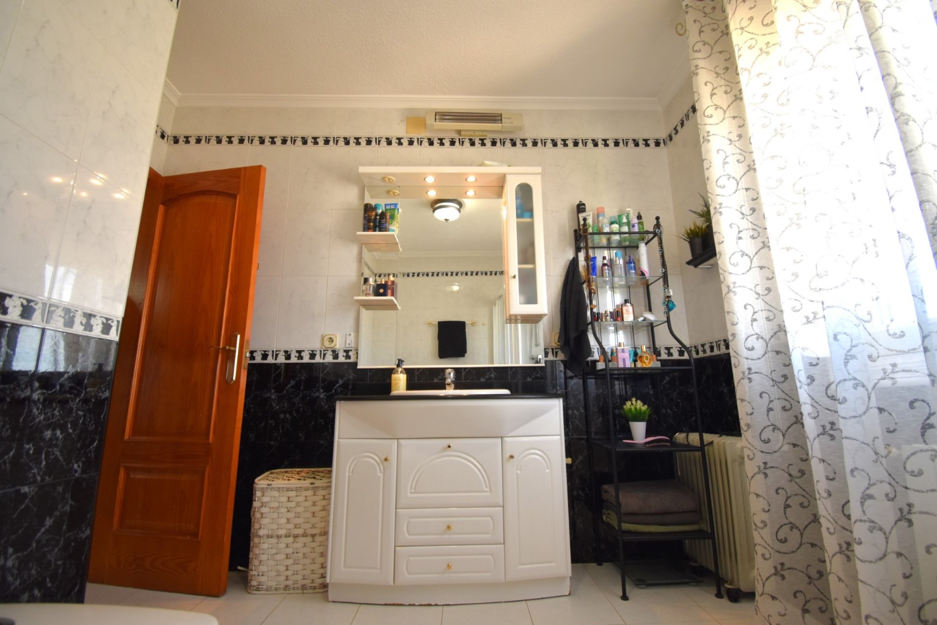 Reventa - Villa / Semi detached - Orihuela Costa - Los Balcones