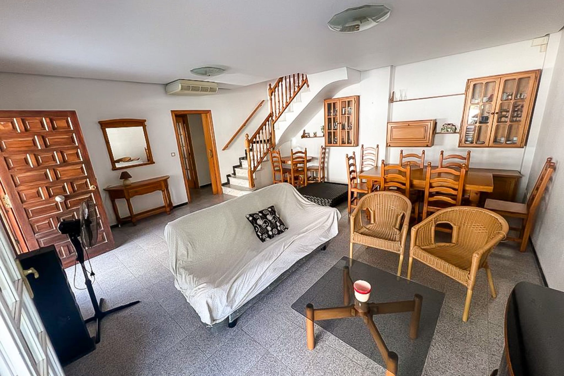 Reventa - Villa / Semi detached - Santa Pola