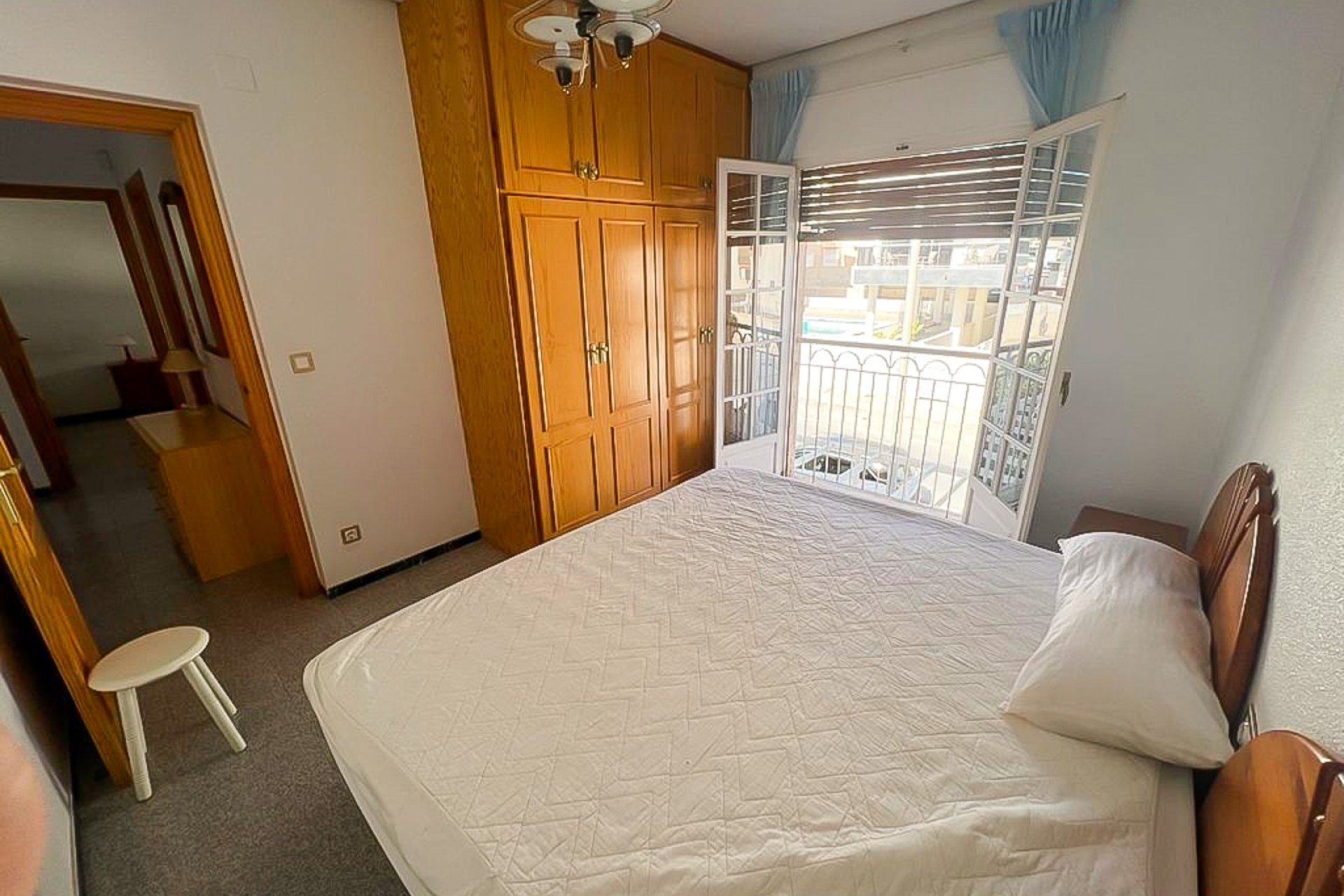 Reventa - Villa / Semi detached - Santa Pola