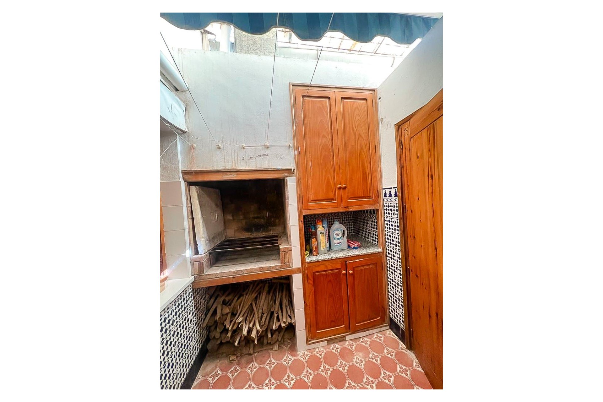 Reventa - Villa / Semi detached - Santa Pola