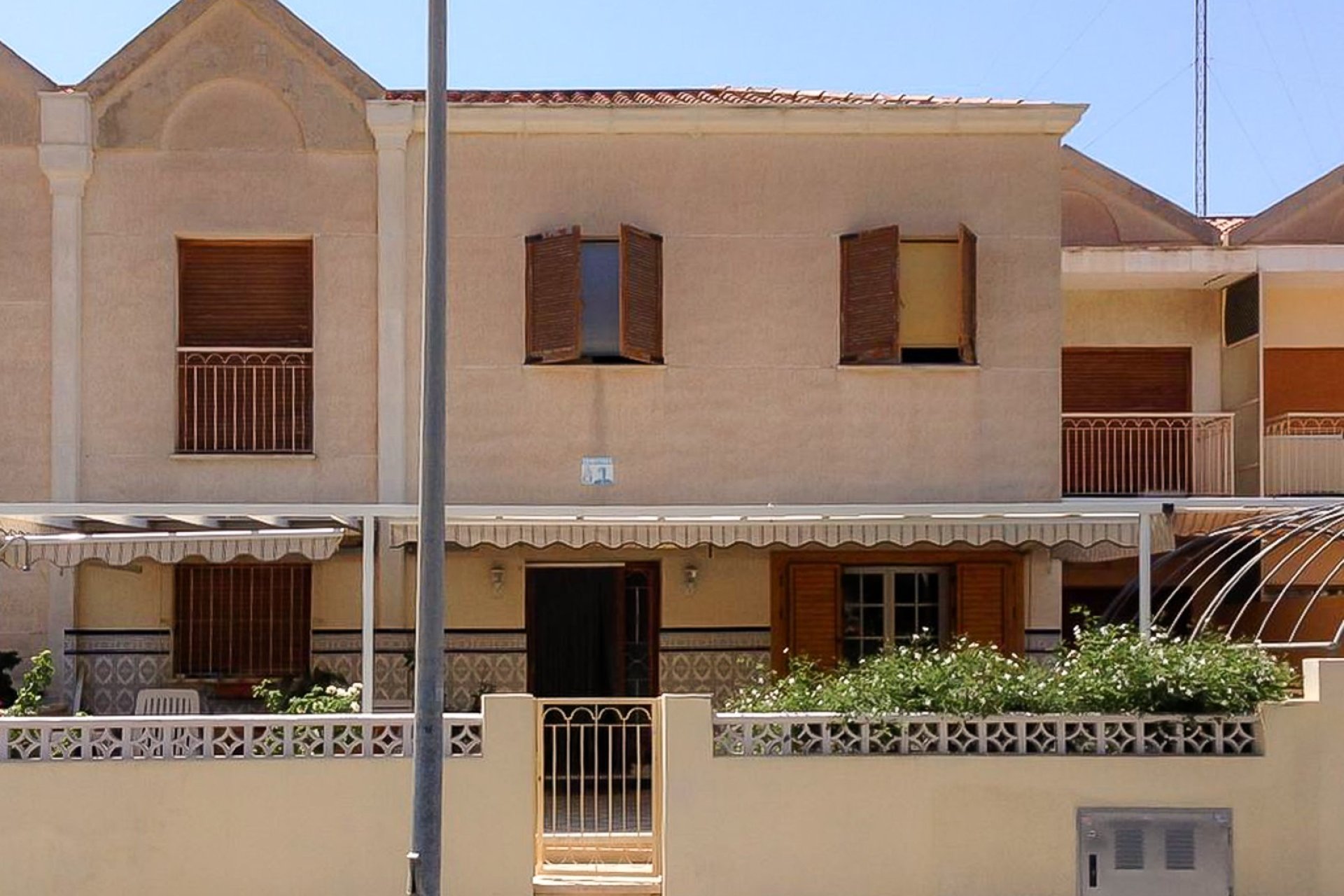 Reventa - Villa / Semi detached - Santa Pola