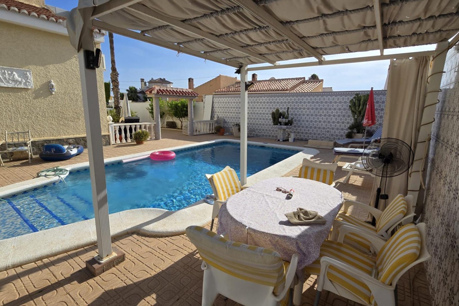 Reventa - Villa - Torrevieja - La Siesta - El Salado - Torreta