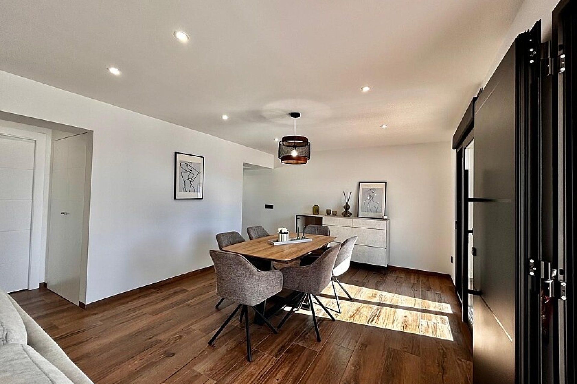 Reventa - Villa - Torrevieja - Los Balcones