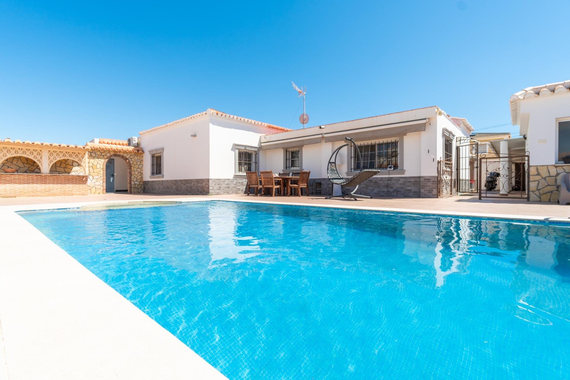 Reventa - Villa - Torrevieja - Torreta florida