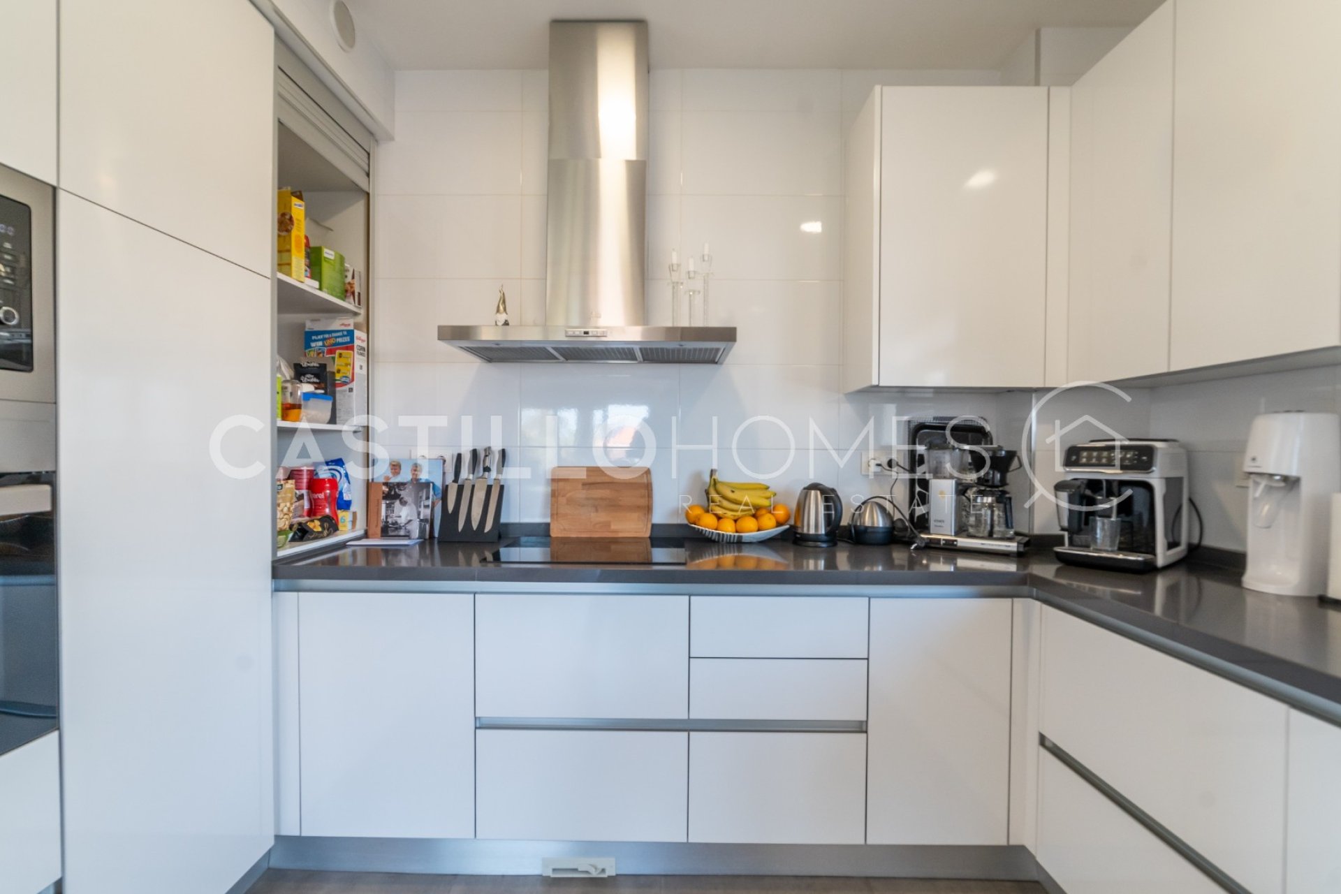 Reventa - Villa - Torrevieja - Urb. Rosaleda