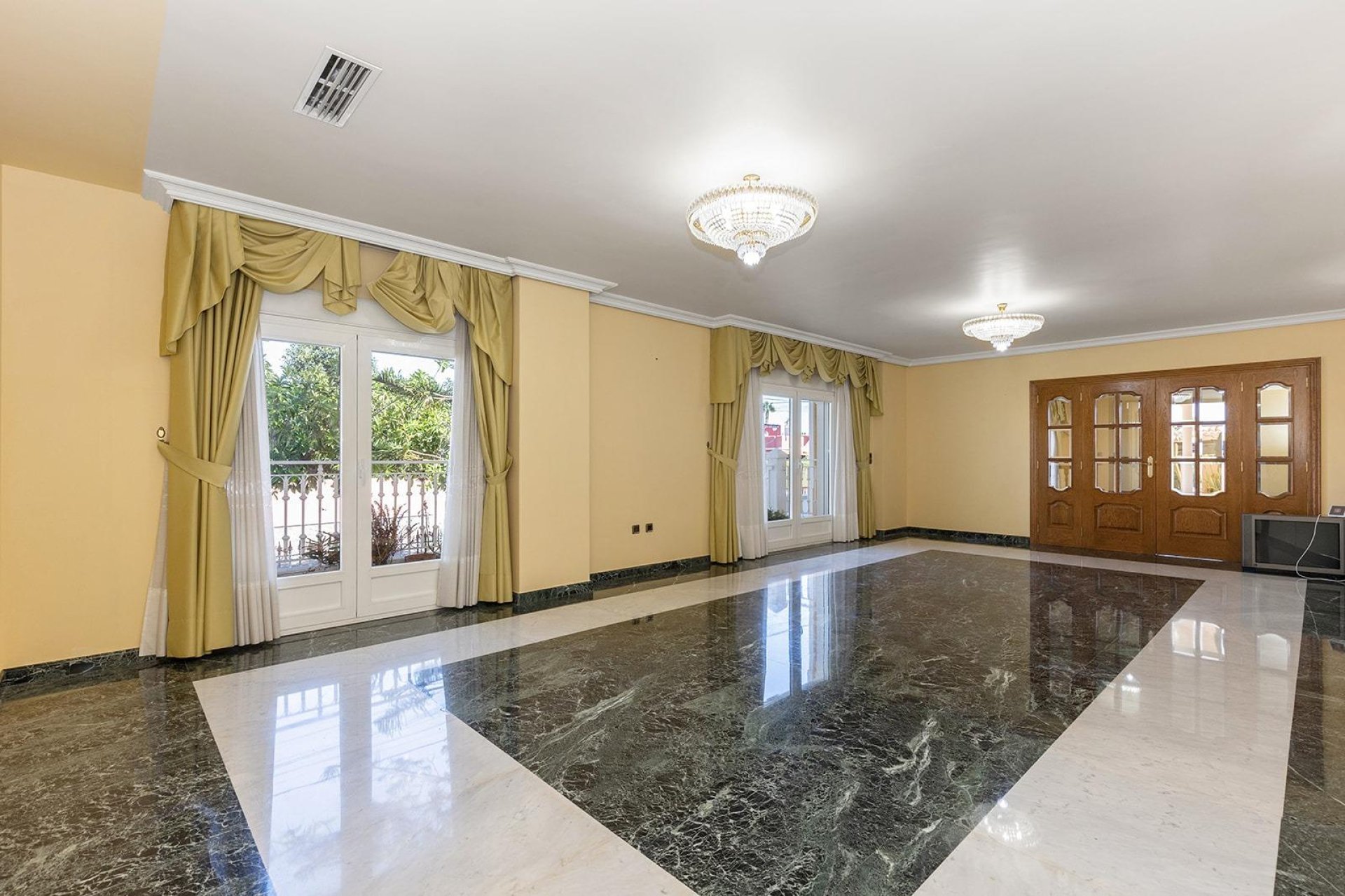 Reventa - Villa - Torrevieja