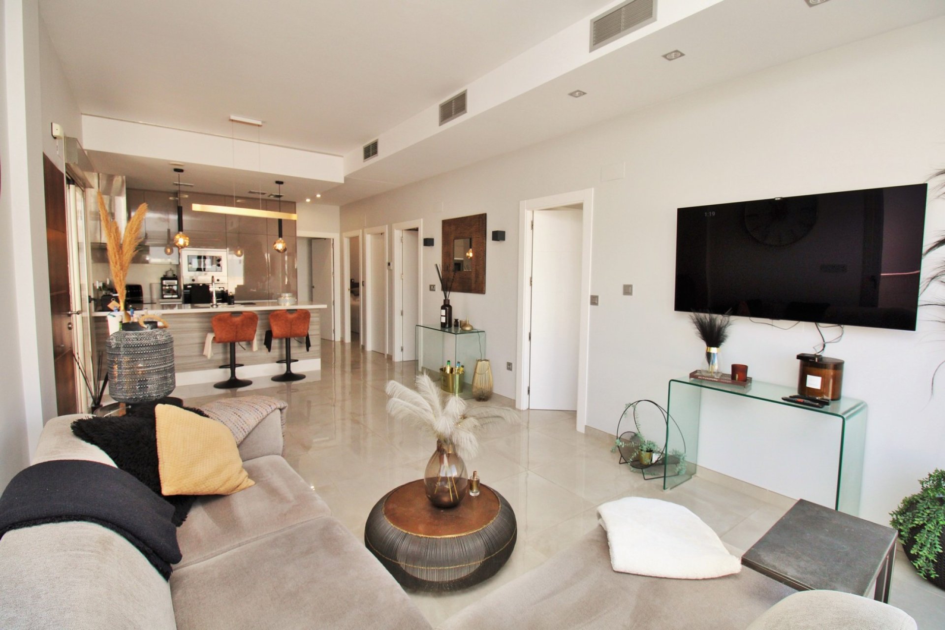 Reventa - Villa - Villamartin - Villamartín