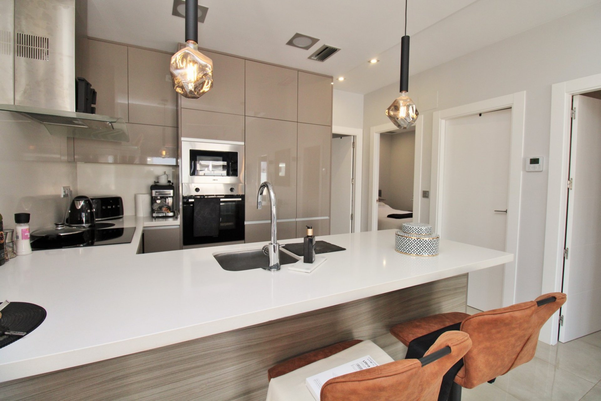 Reventa - Villa - Villamartin - Villamartín