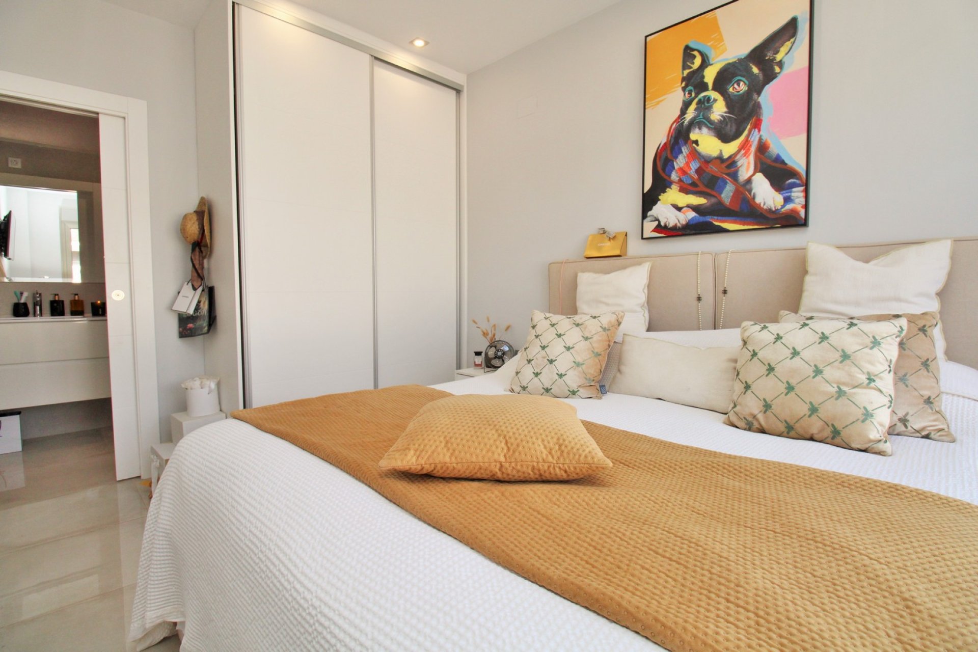 Reventa - Villa - Villamartin - Villamartín
