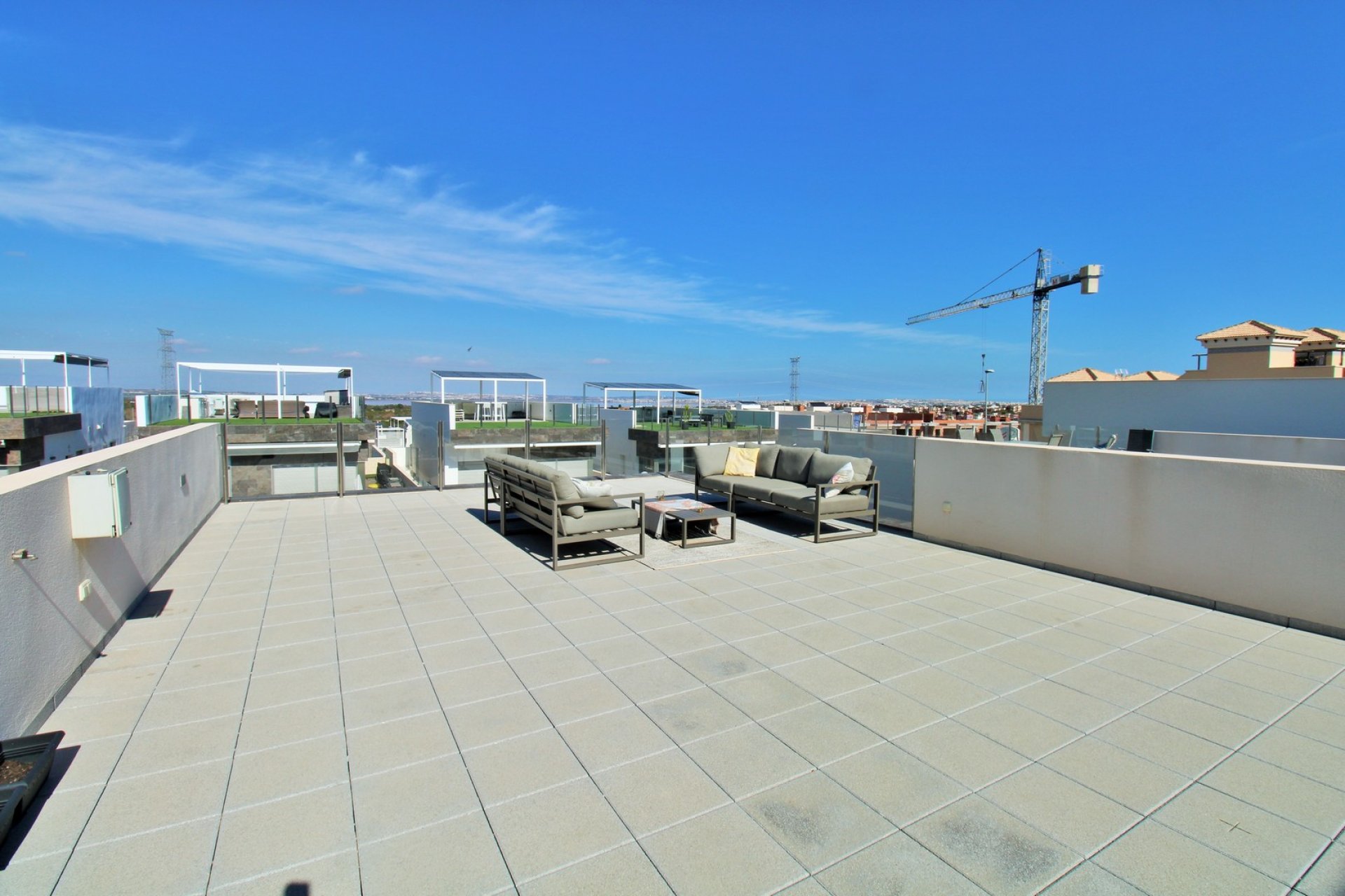 Reventa - Villa - Villamartin - Villamartín