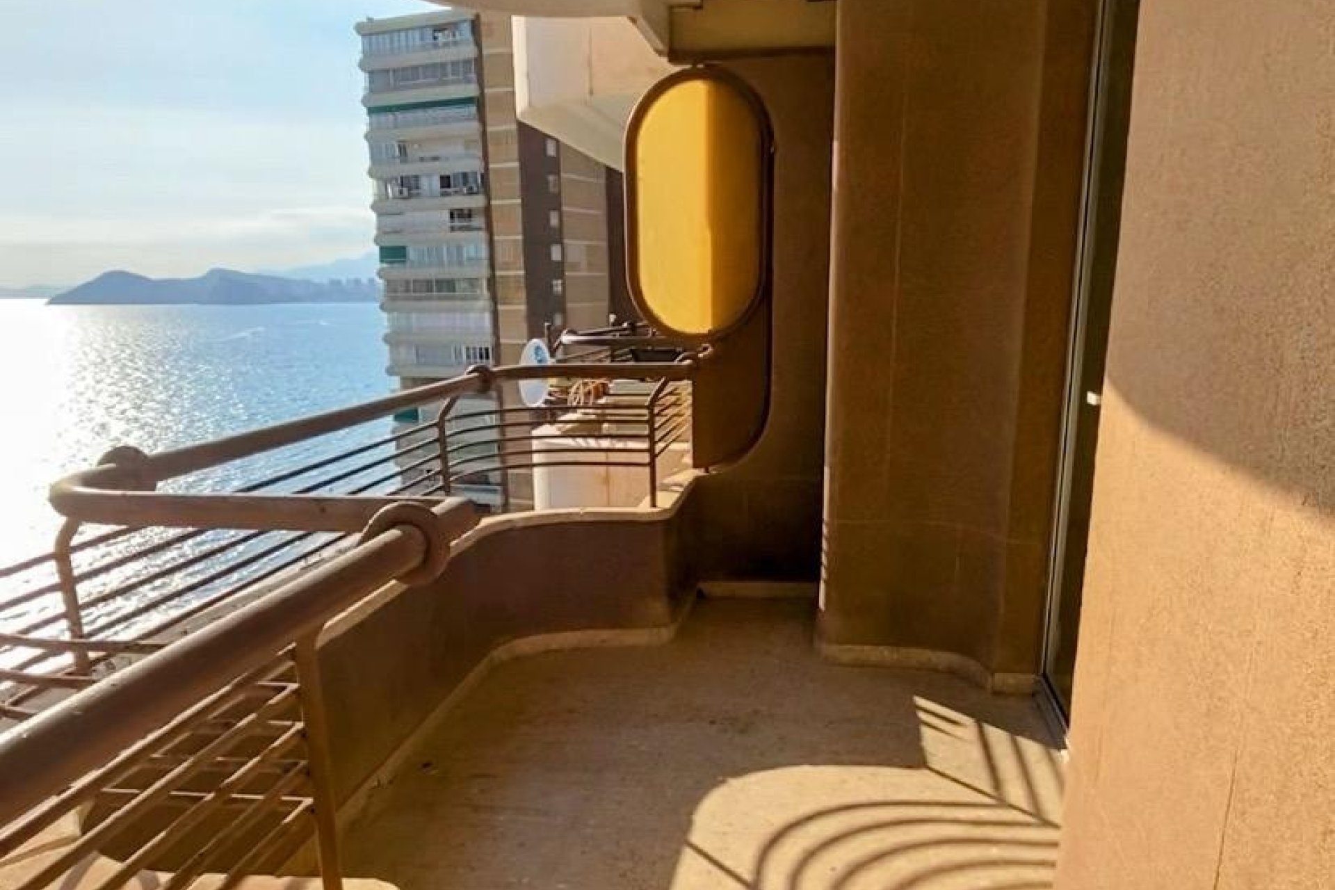 Revente - Appartement - Benidorm - 1ª Linea De Playa