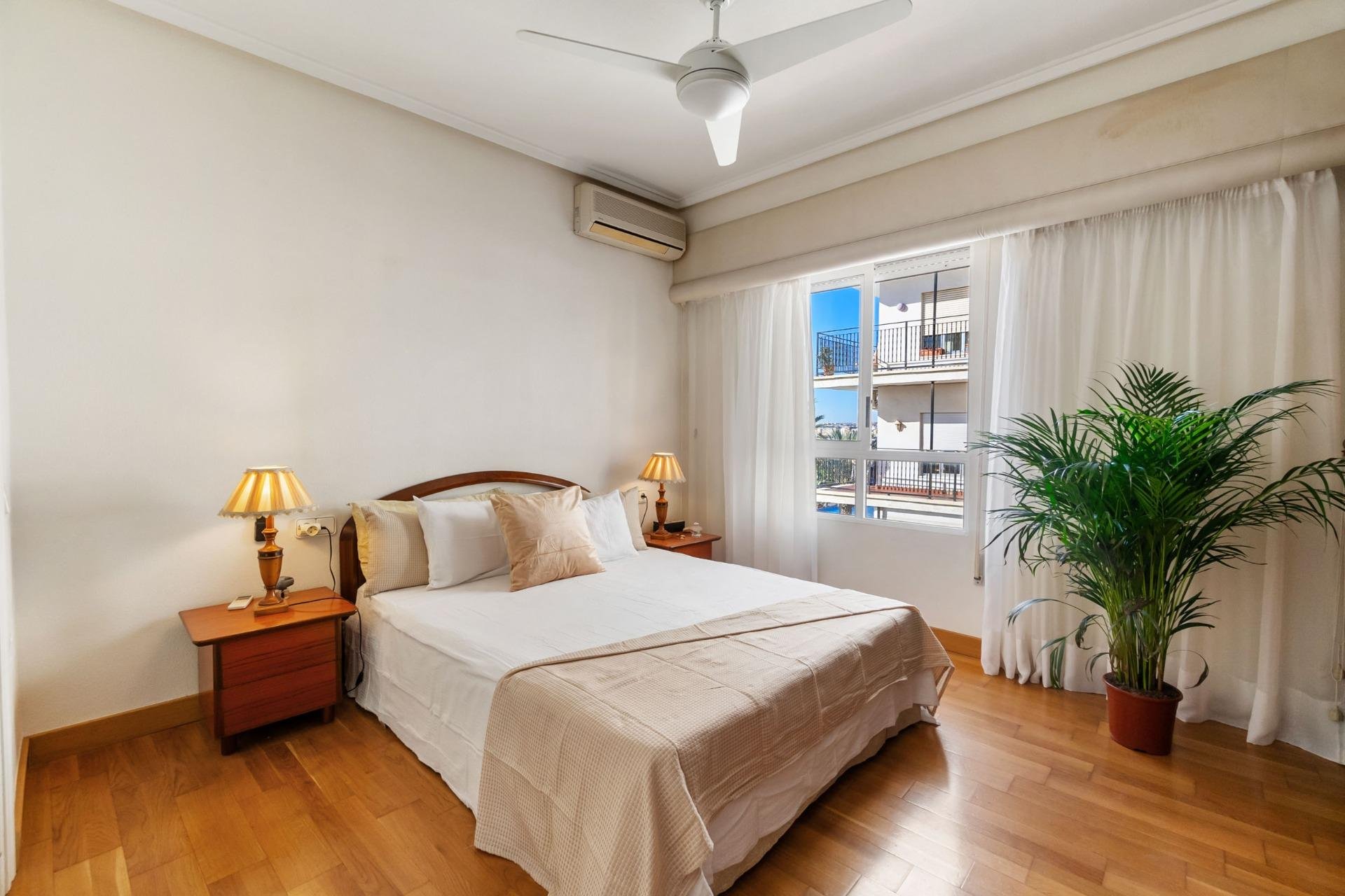 Revente - Appartement - Torrevieja - Centro - Muelle Pesquero