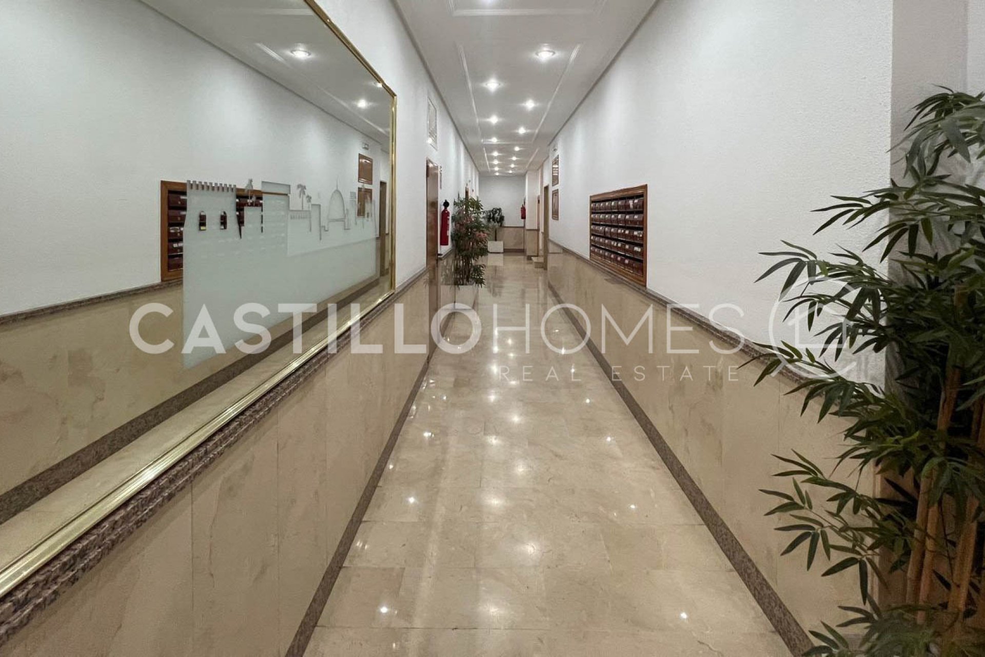 Revente - Appartement - Torrevieja - Centro