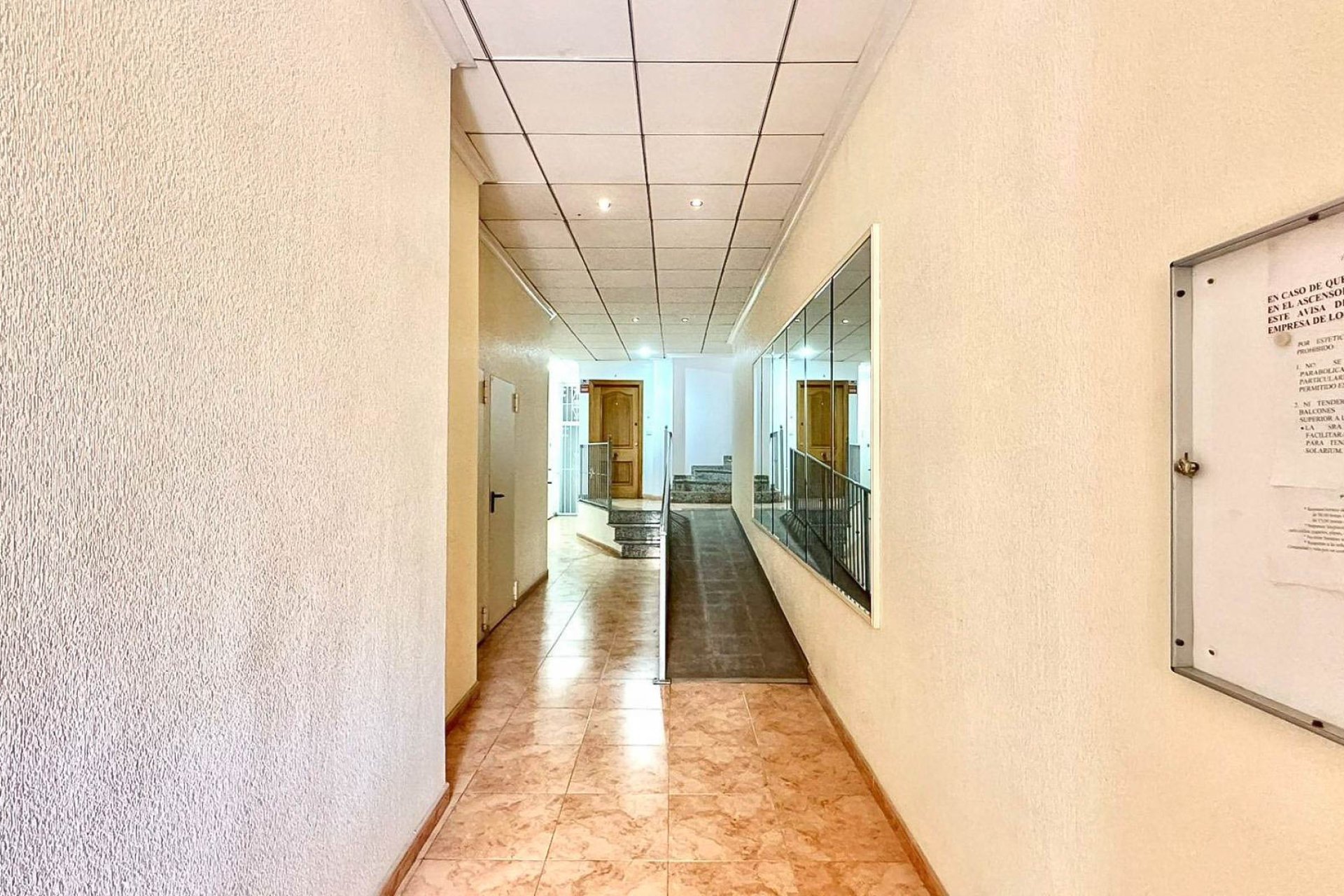 Revente - Appartement - Torrevieja - Centro