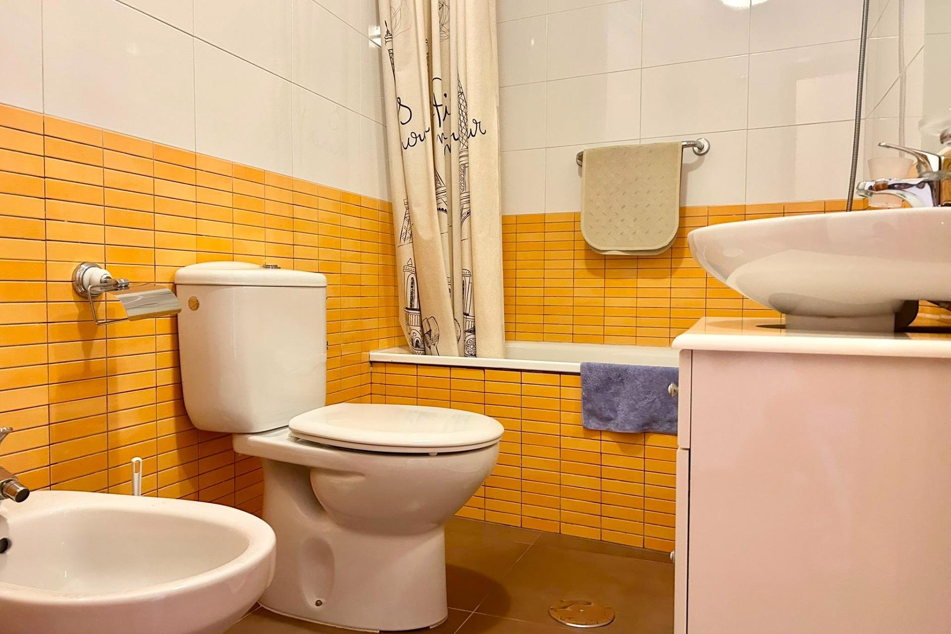 Revente - Appartement - Torrevieja - Centro