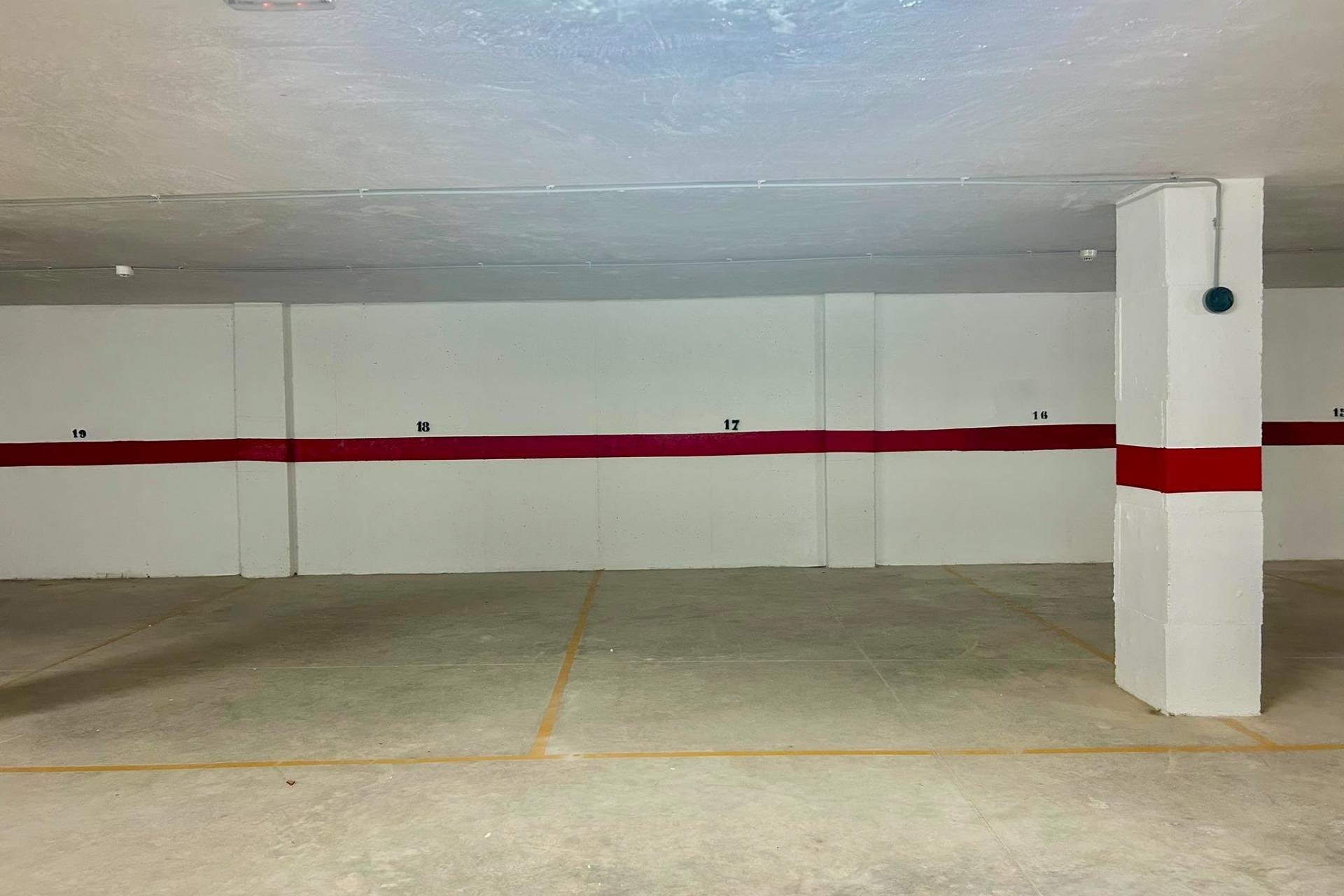 Revente - Appartement - Torrevieja - Centro