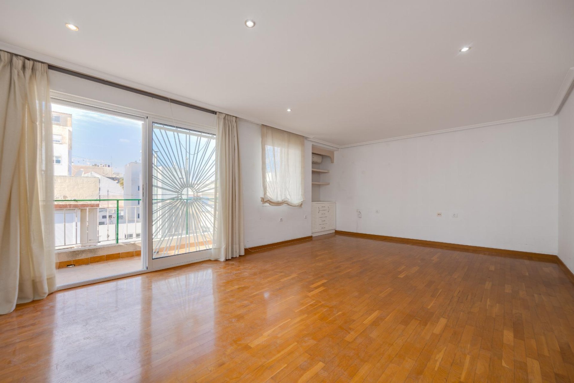 Revente - Appartement - Torrevieja - Centro