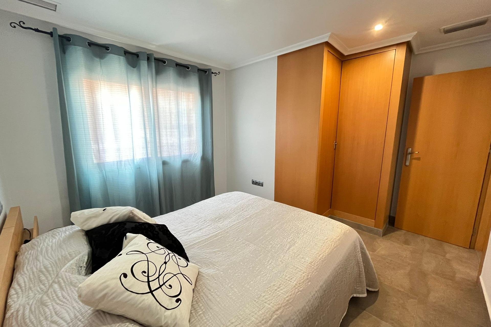Revente - Appartement - Torrevieja - La Mata pueblo