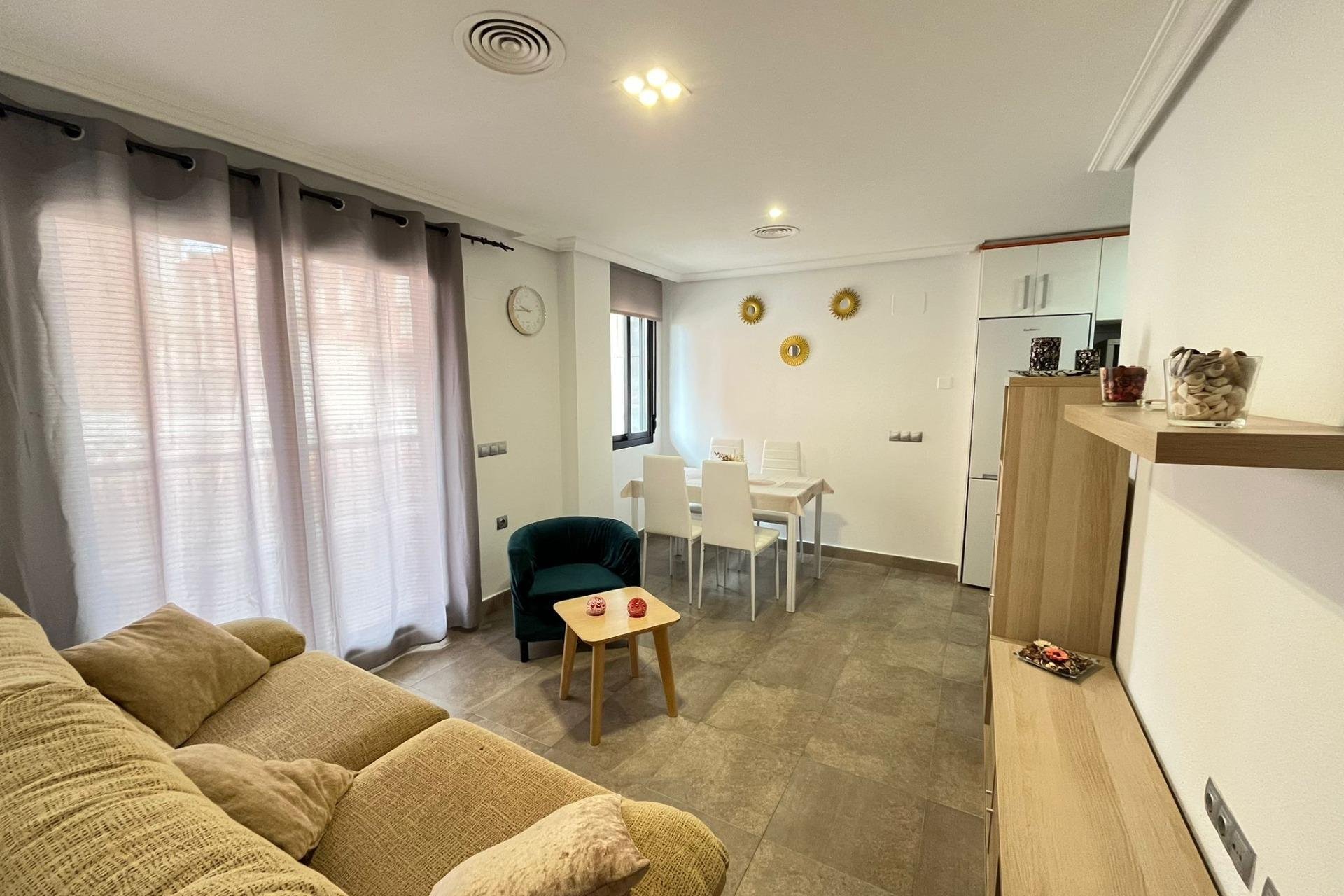 Revente - Appartement - Torrevieja - La Mata pueblo