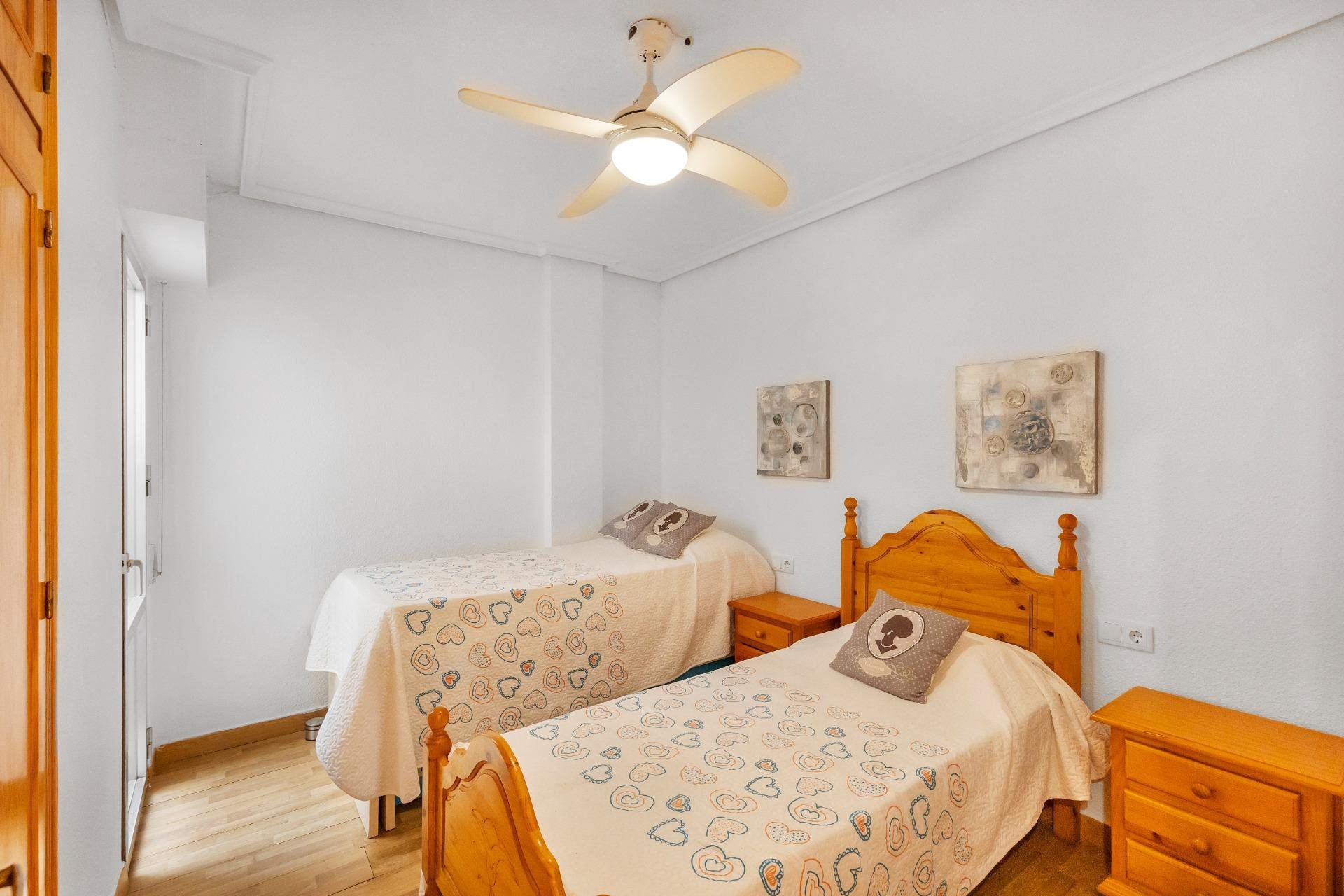 Revente - Appartement - Torrevieja - Paseo maritimo