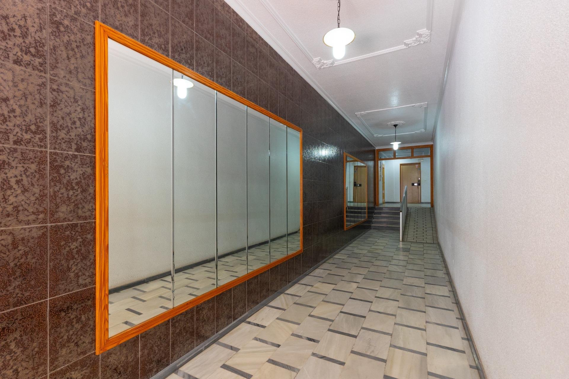 Revente - Appartement - Torrevieja - Paseo maritimo