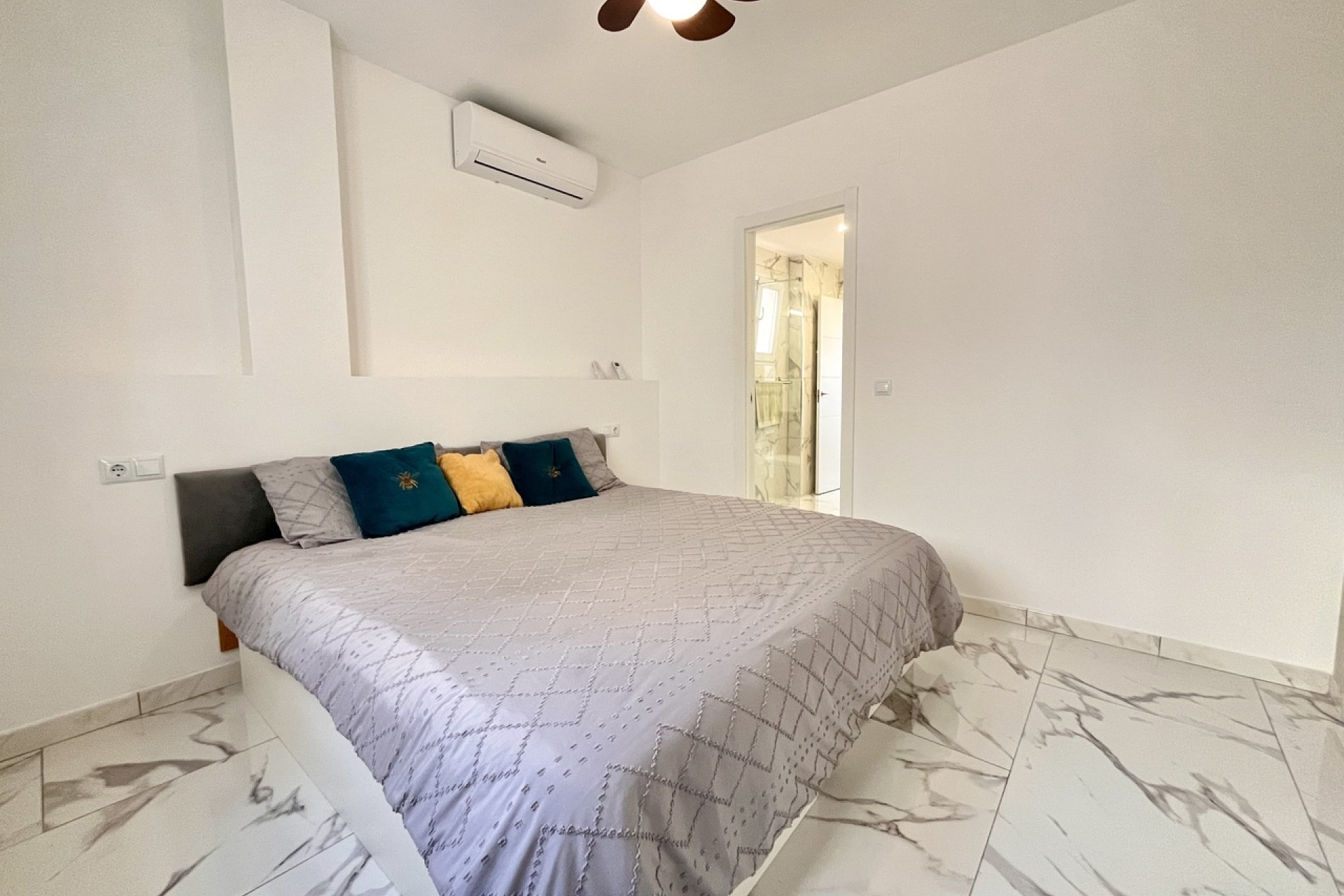 Revente - Appartement - Villamartin