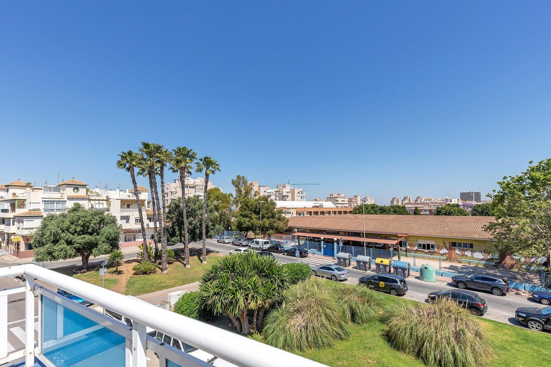 Revente - Attique - Torrevieja - Estacion de autobuses