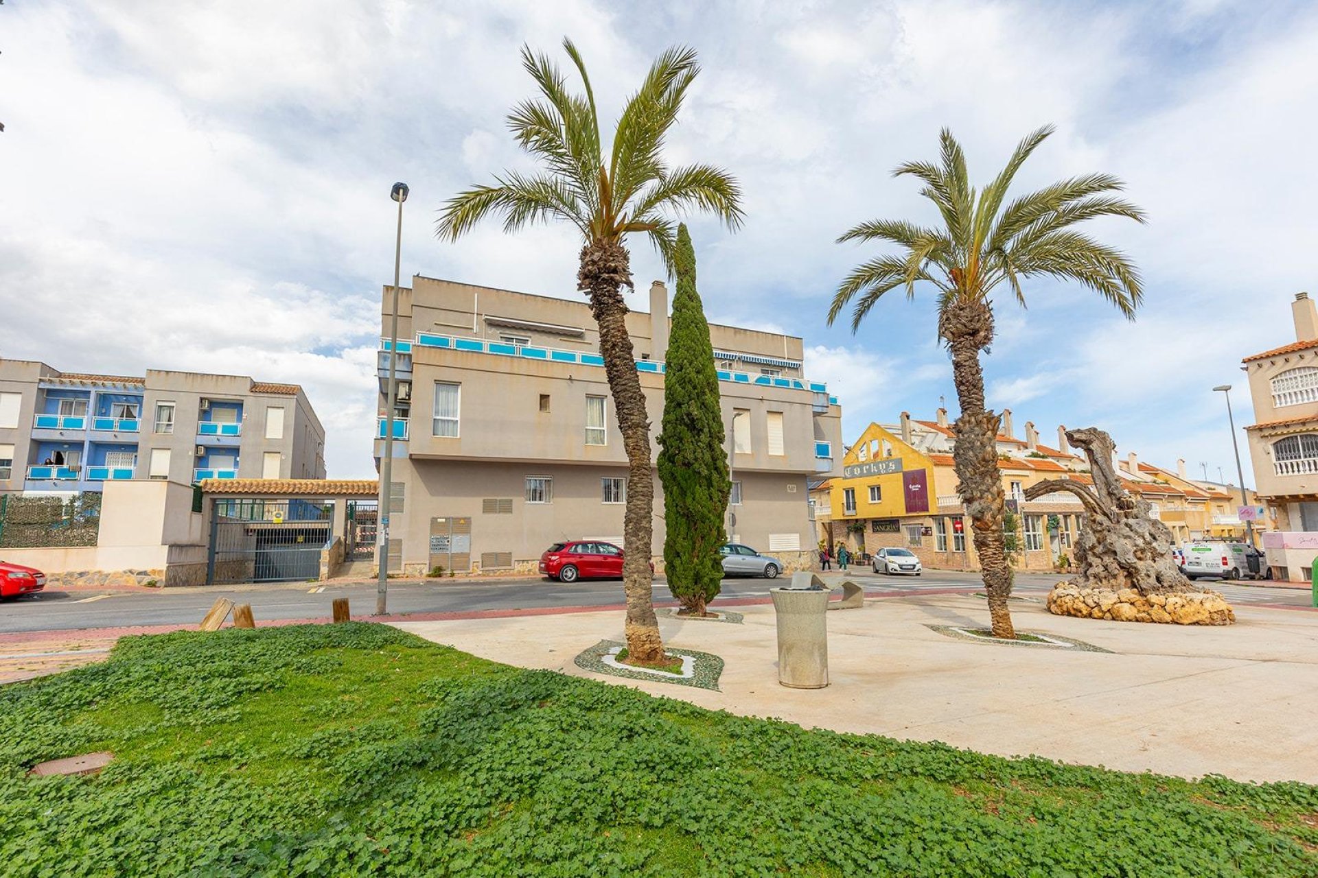 Revente - Attique - Torrevieja - Estacion de autobuses