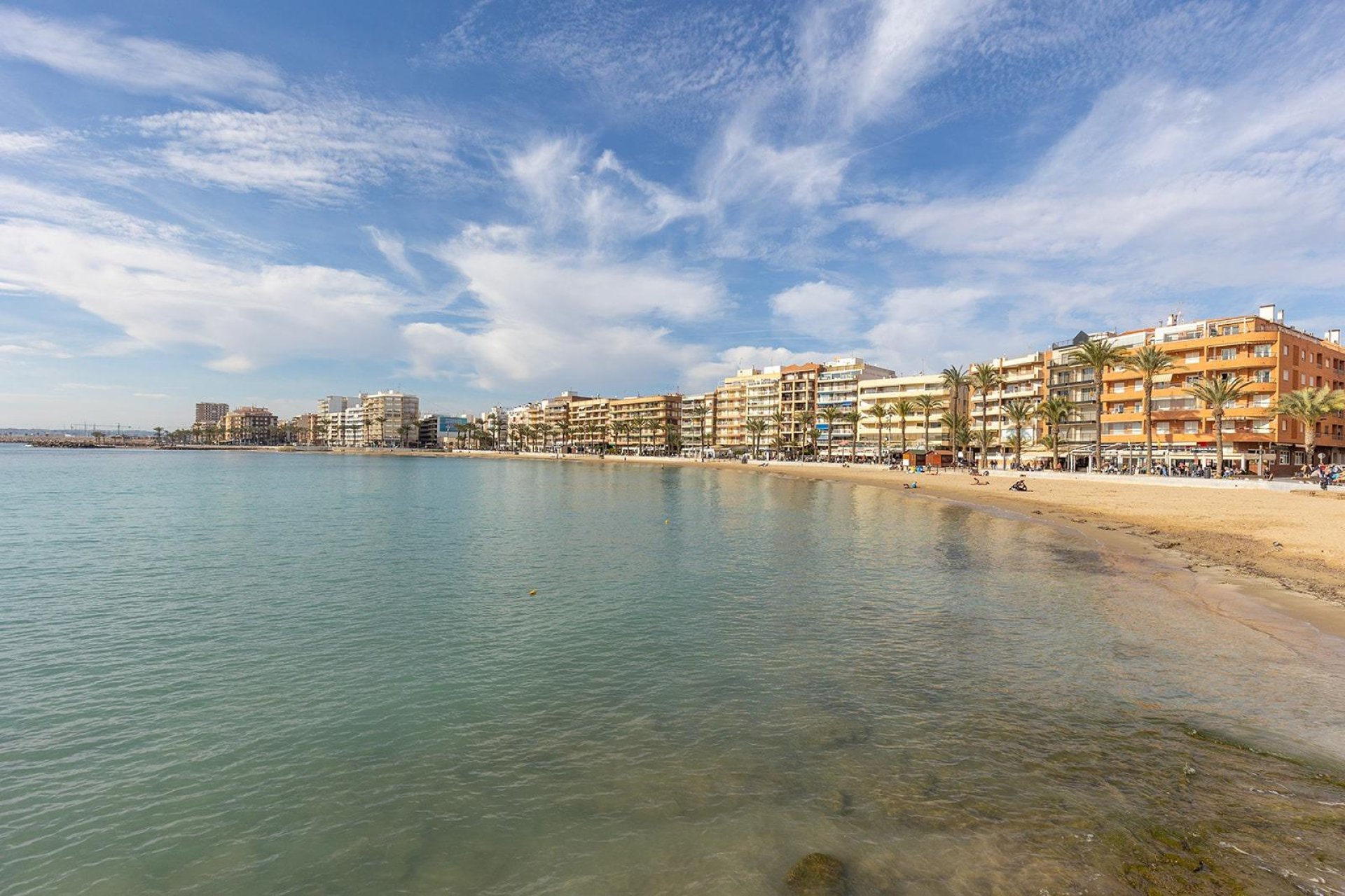 Revente - Attique - Torrevieja - Estacion de autobuses