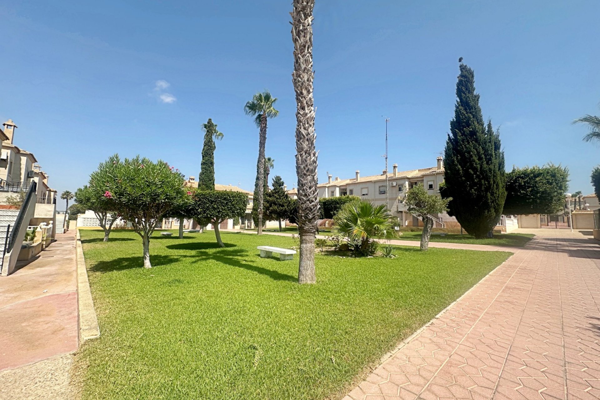 Revente - Bungalow - Torrevieja - Aguas Nuevas
