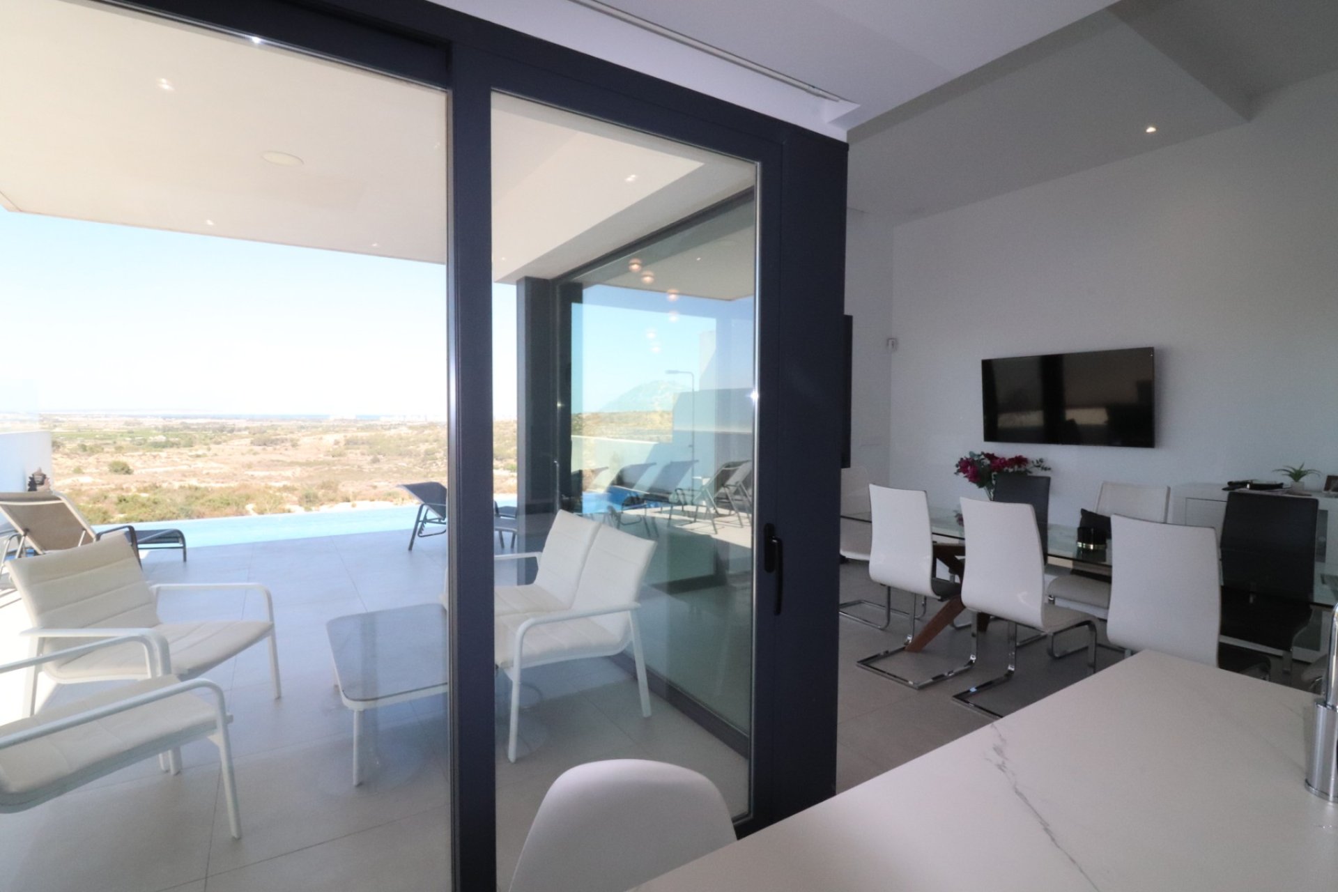 Revente - Villa - Ciudad Quesada - Pueblo Lucero