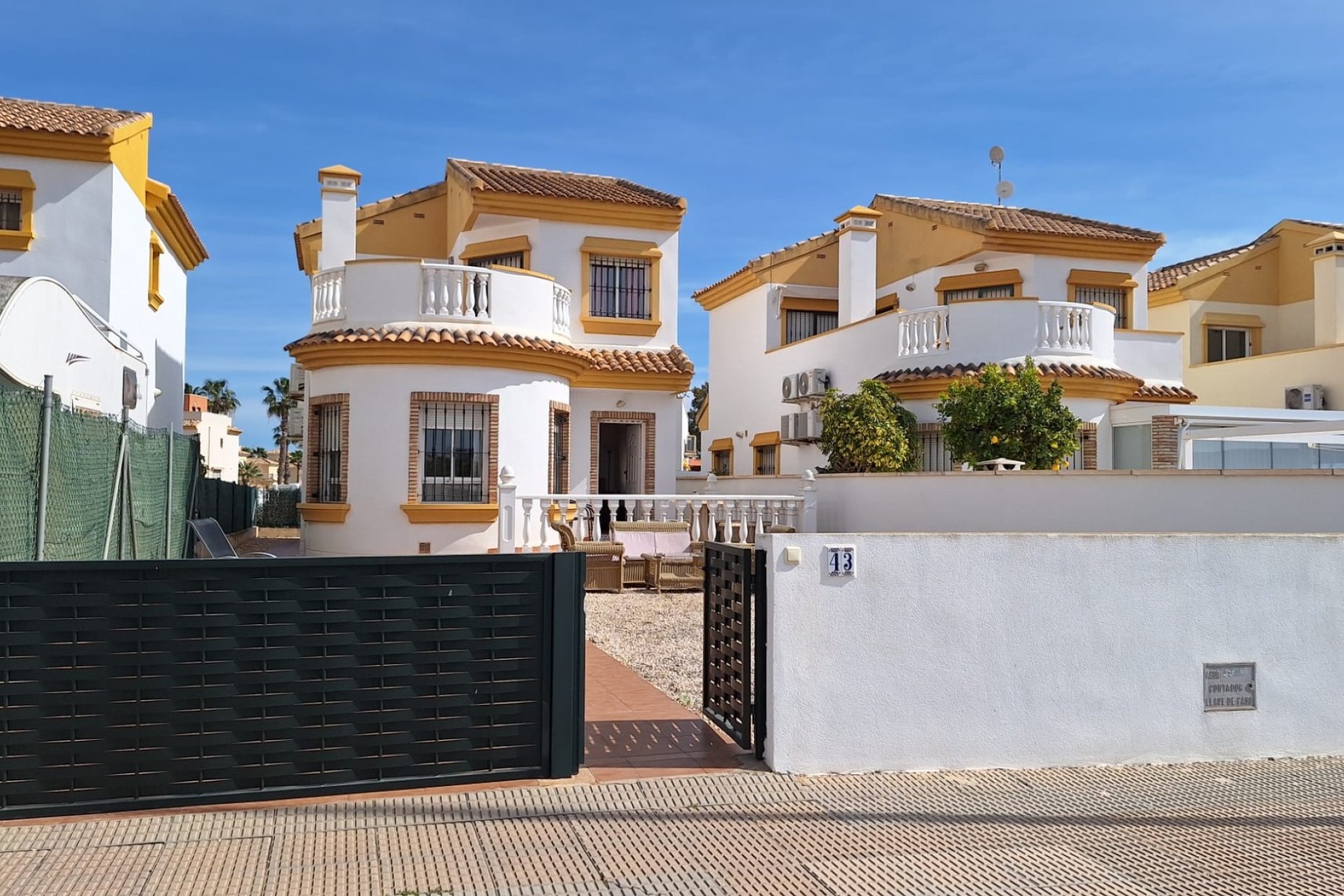 Revente - Villa - Guardamar del Segura - El Raso
