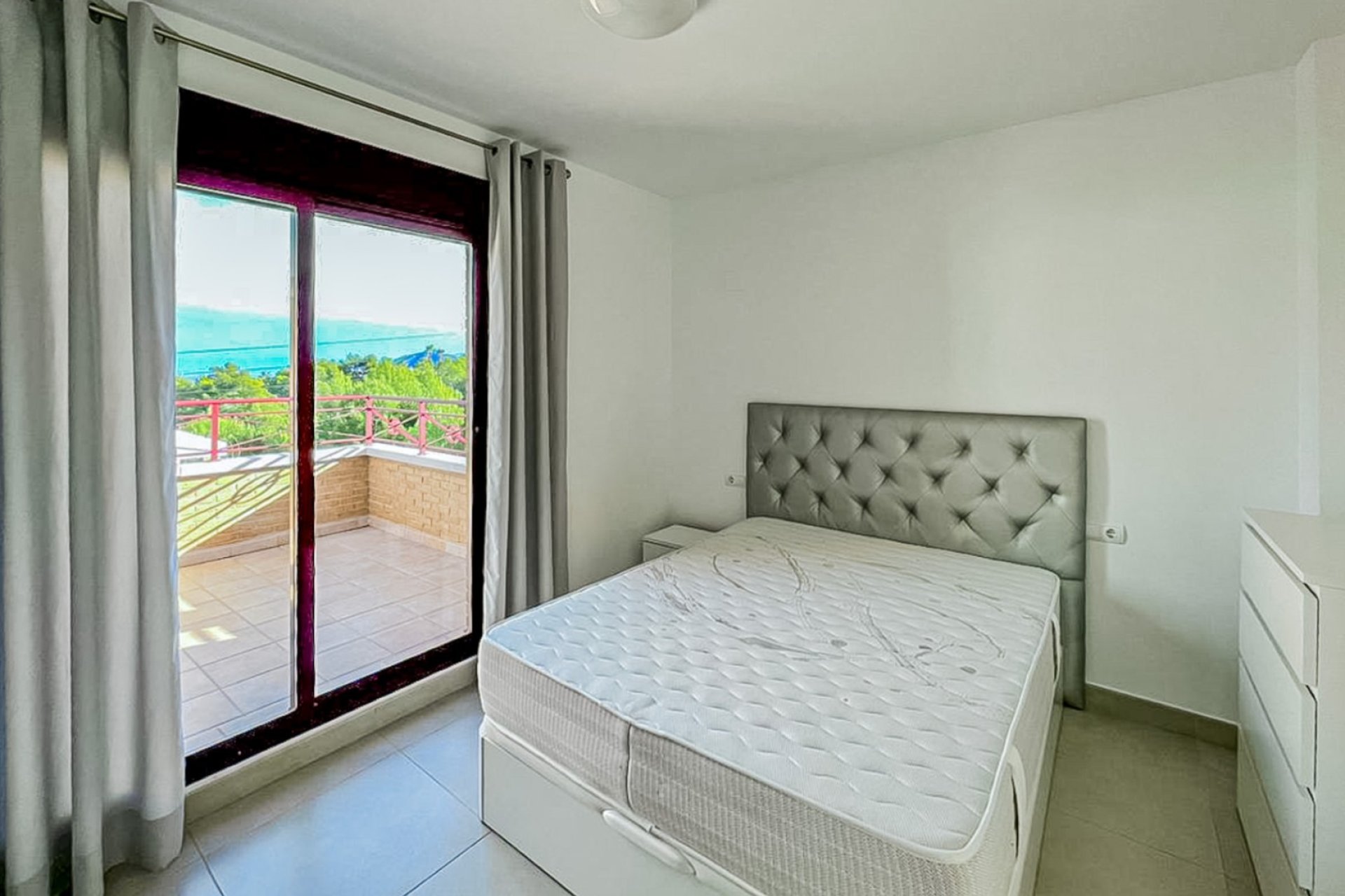 Revente - Villa - La Nucía - Montebello