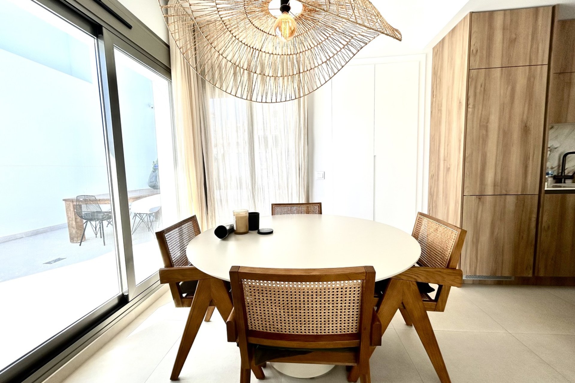 Revente - Villa - Las Filipinas