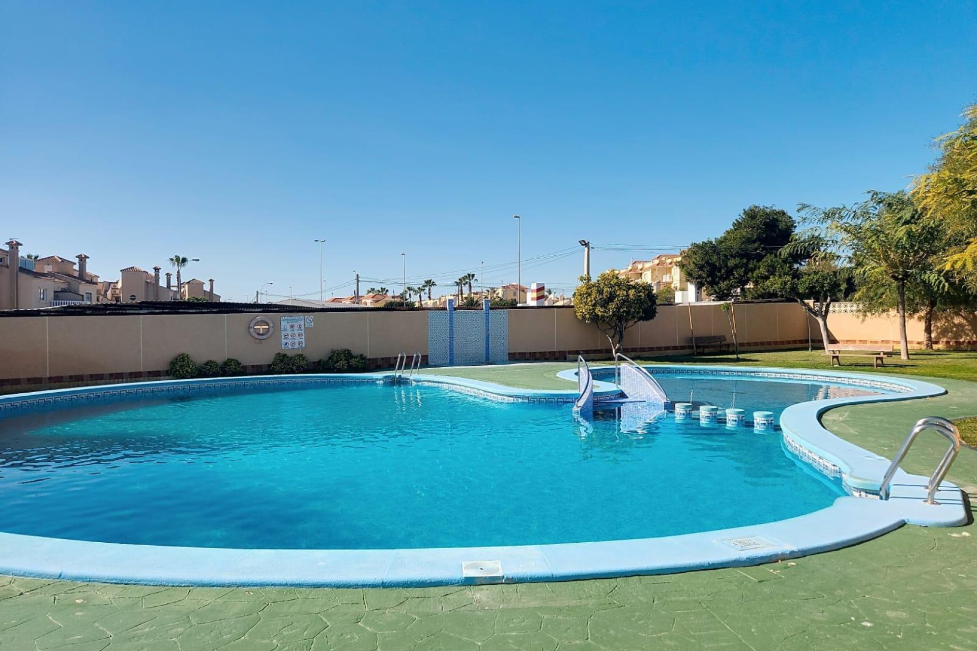 Revente - Villa - Orihuela Costa - La Zenia- Orihuela costa