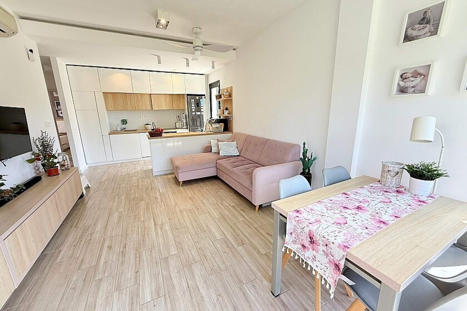 Revente - Villa - Orihuela Costa - La Zenia