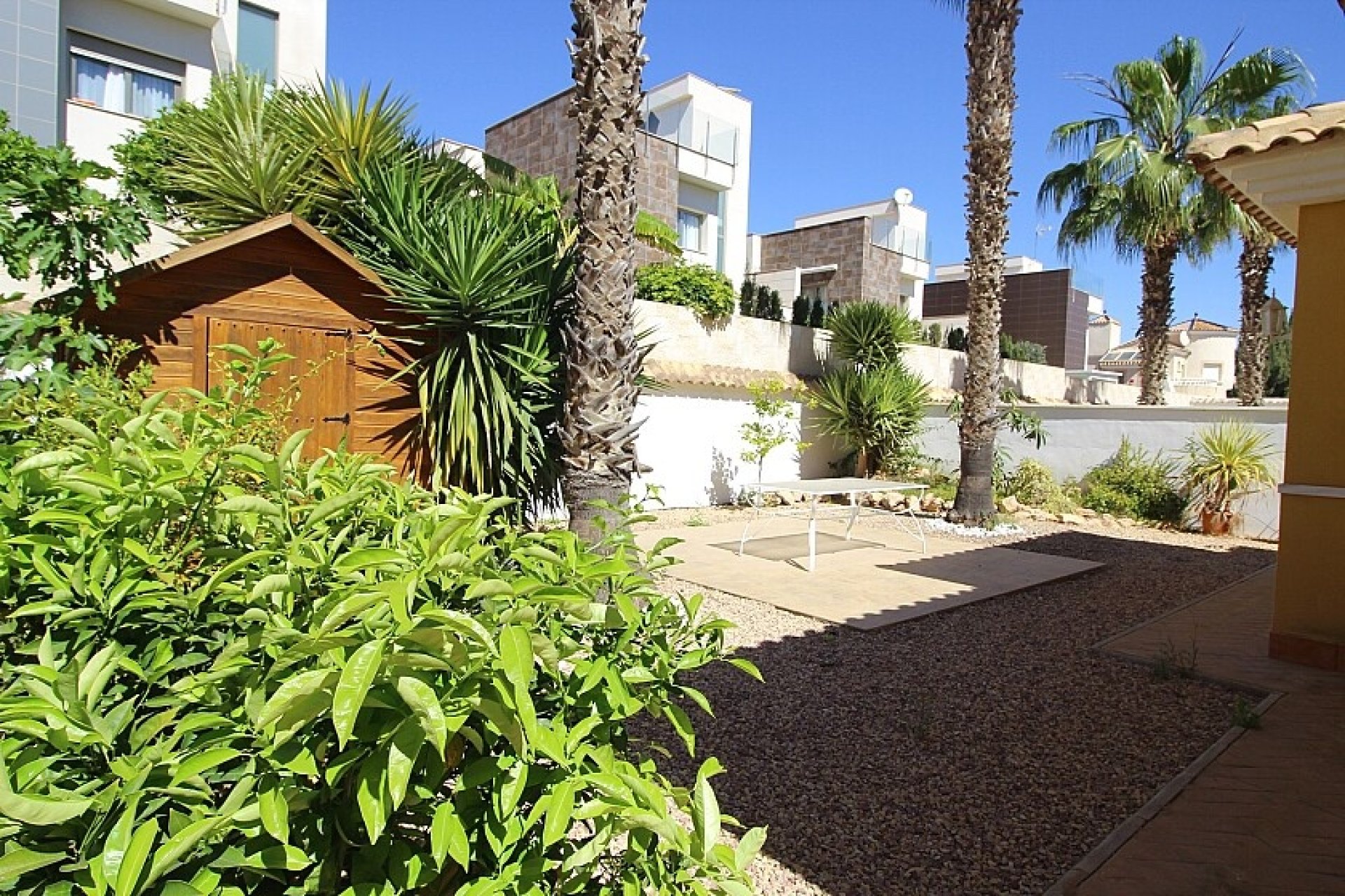 Revente - Villa - Orihuela Costa - La Zenia