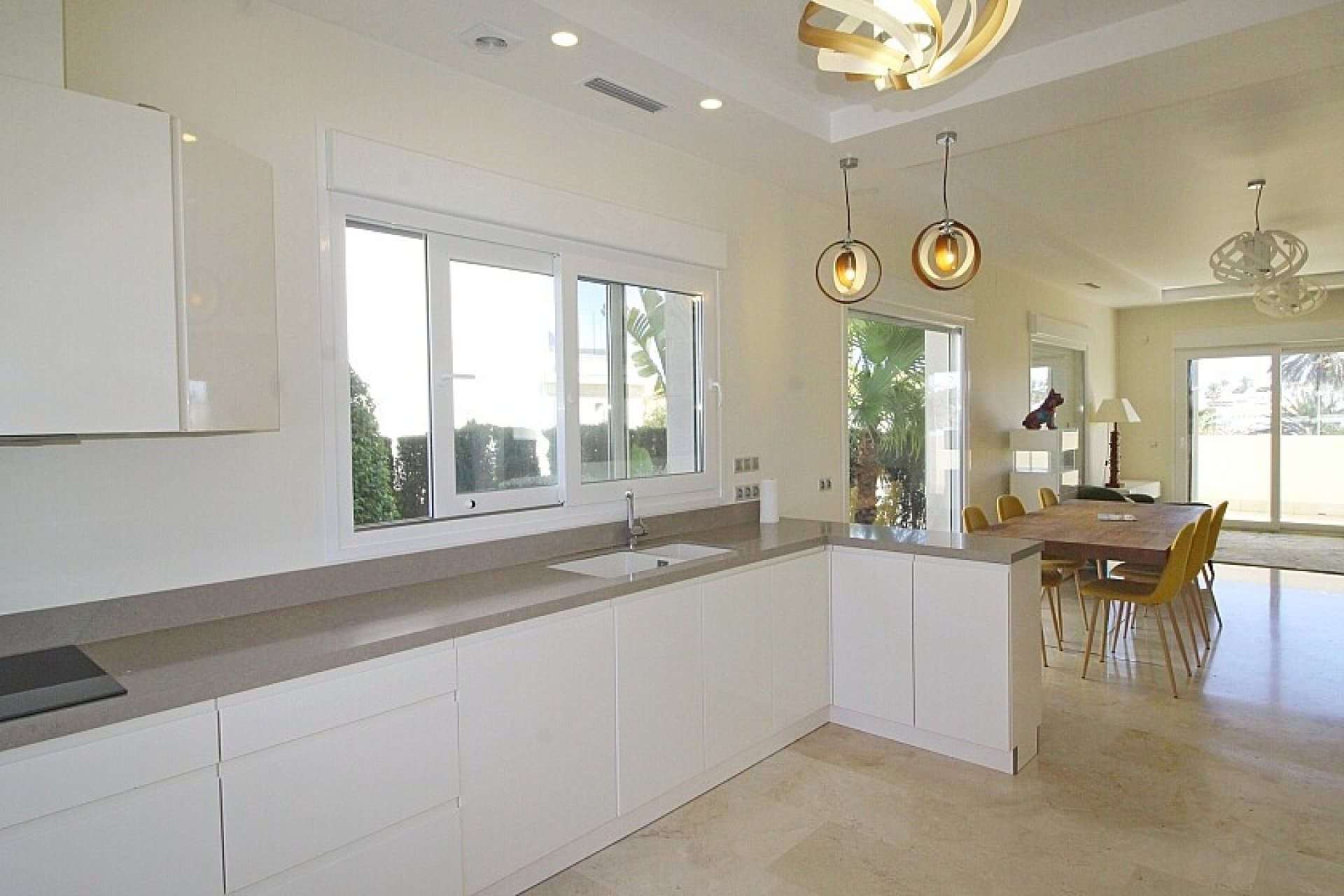 Revente - Villa - Orihuela Costa - La Zenia